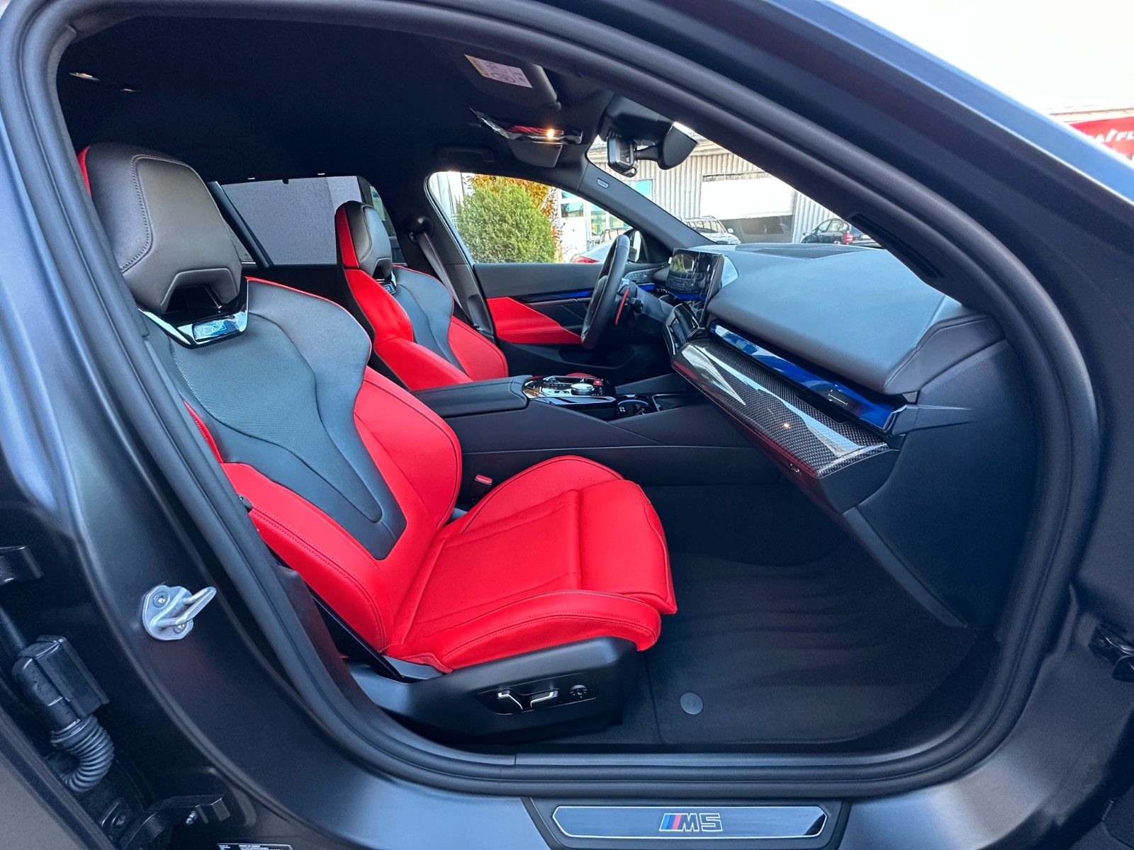 Fahrzeugabbildung BMW M5 Touring ACC,HUD,B&W,