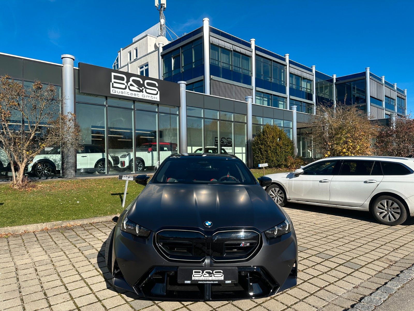 Fahrzeugabbildung BMW M5 Touring ACC,HUD,B&W,