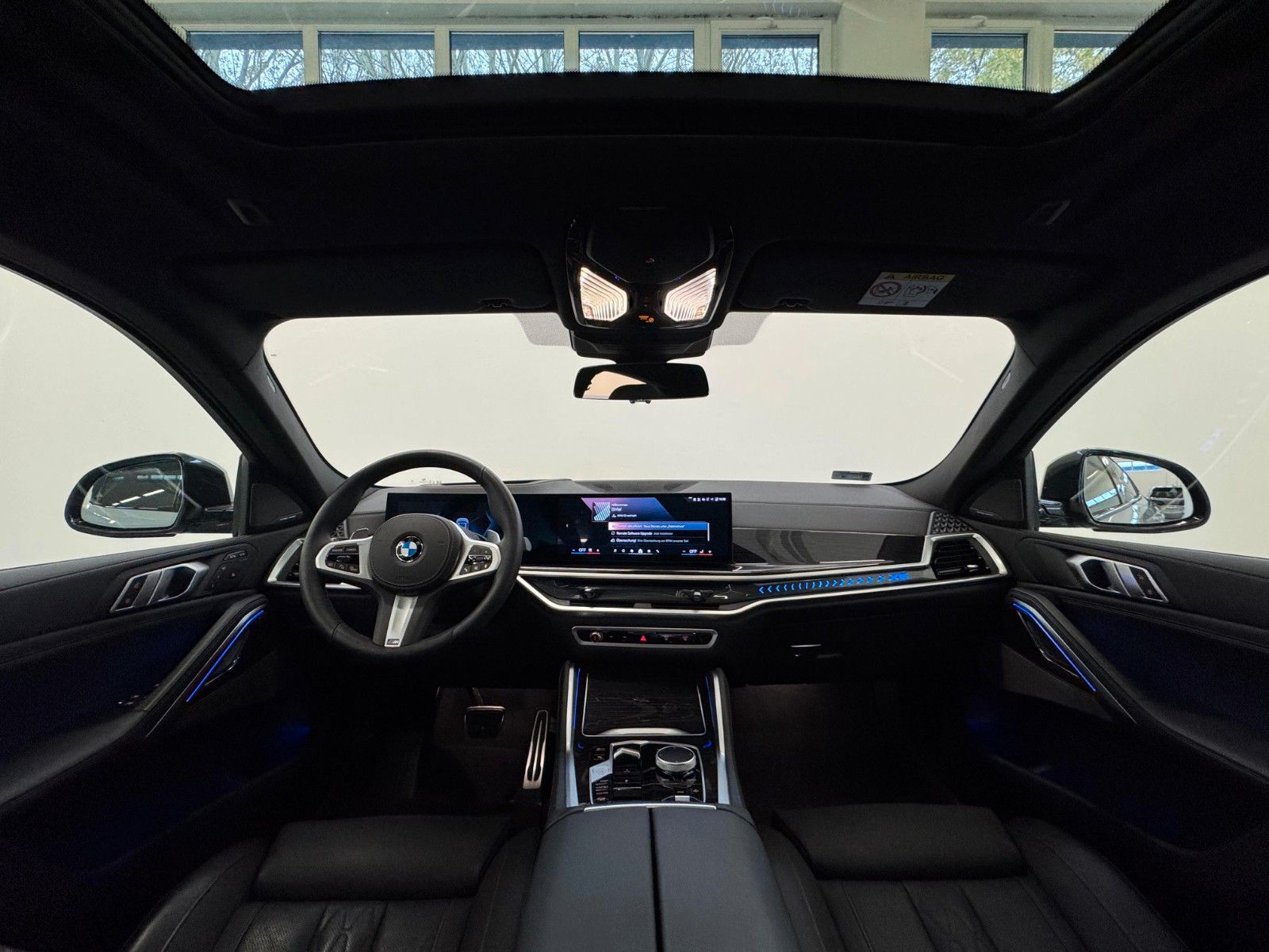 Fahrzeugabbildung BMW X6 40d xDrive M Sport ACC,HUD,PANO,HARMAN,LUFT,.