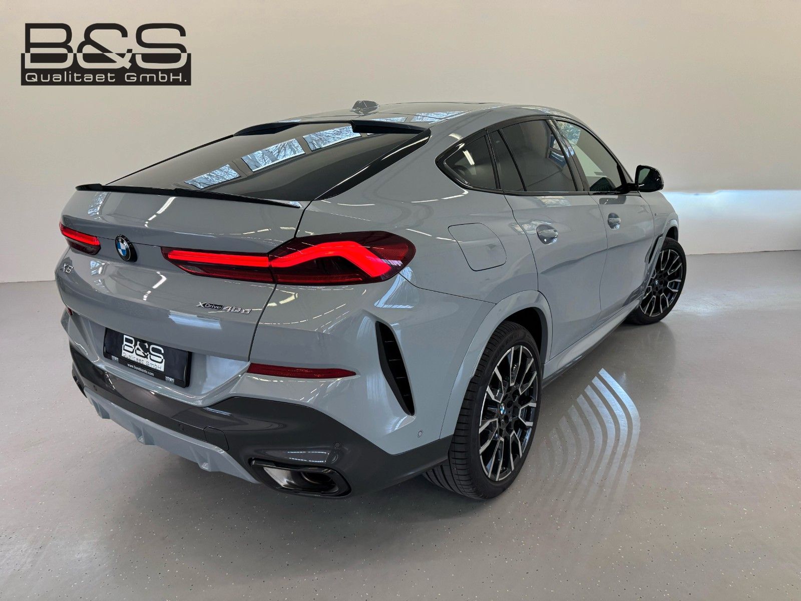 Fahrzeugabbildung BMW X6 40d xDrive M Sport ACC,HUD,PANO,HARMAN,LUFT,.