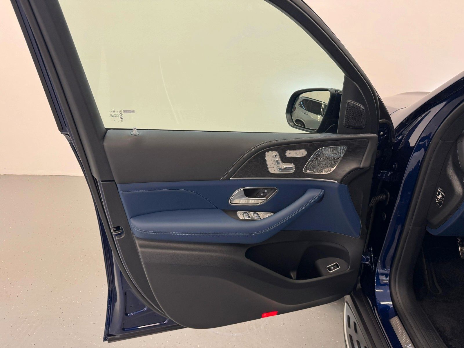 Fahrzeugabbildung Mercedes-Benz GLS 450 d 4Matic DISTR,HUD,PANO,BURM,AIRMATIC,..