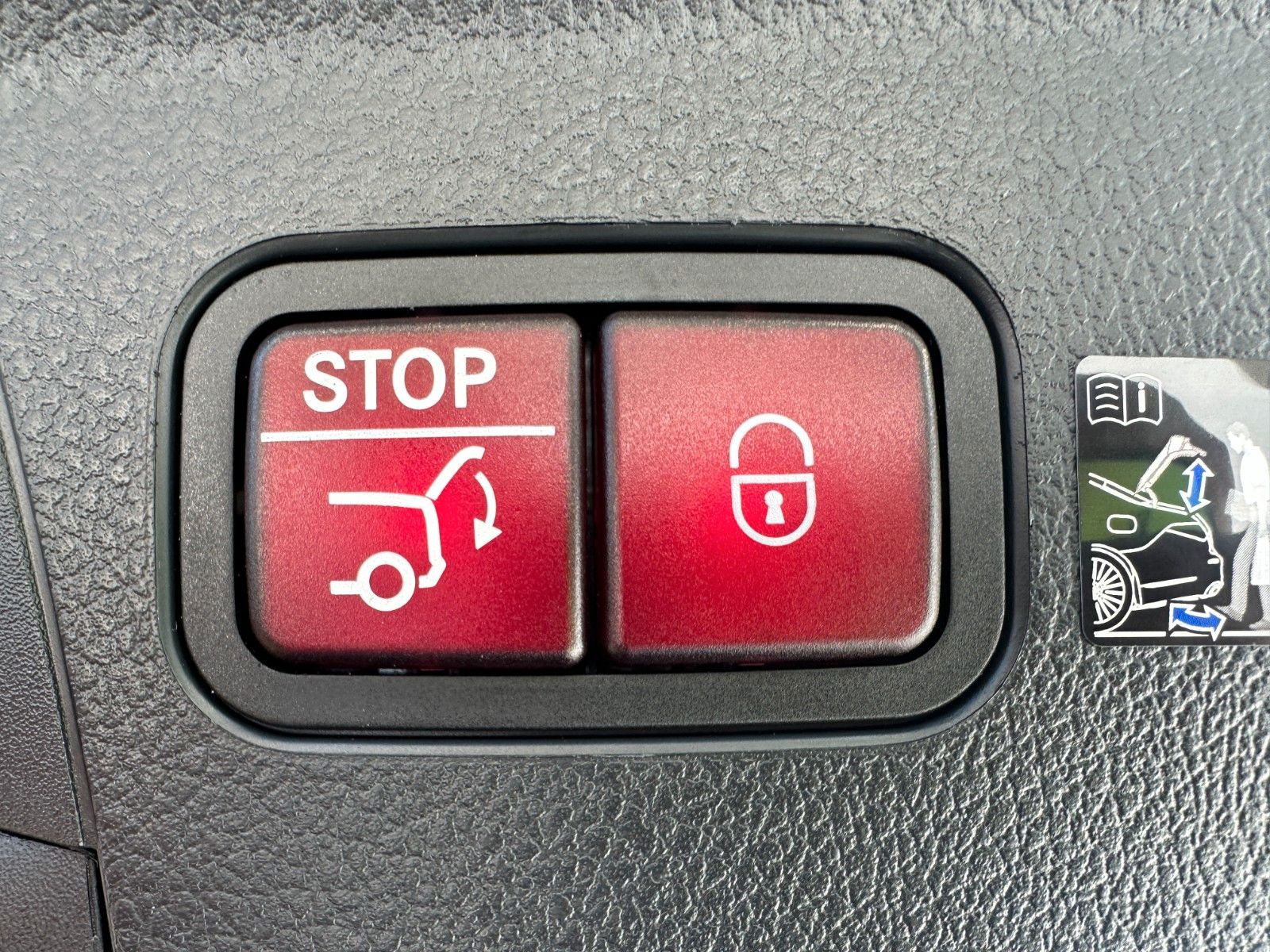 Fahrzeugabbildung Mercedes-Benz GLE 450d 4Matic Coupe AMG DISTR,HUD,PANO,BURM,..