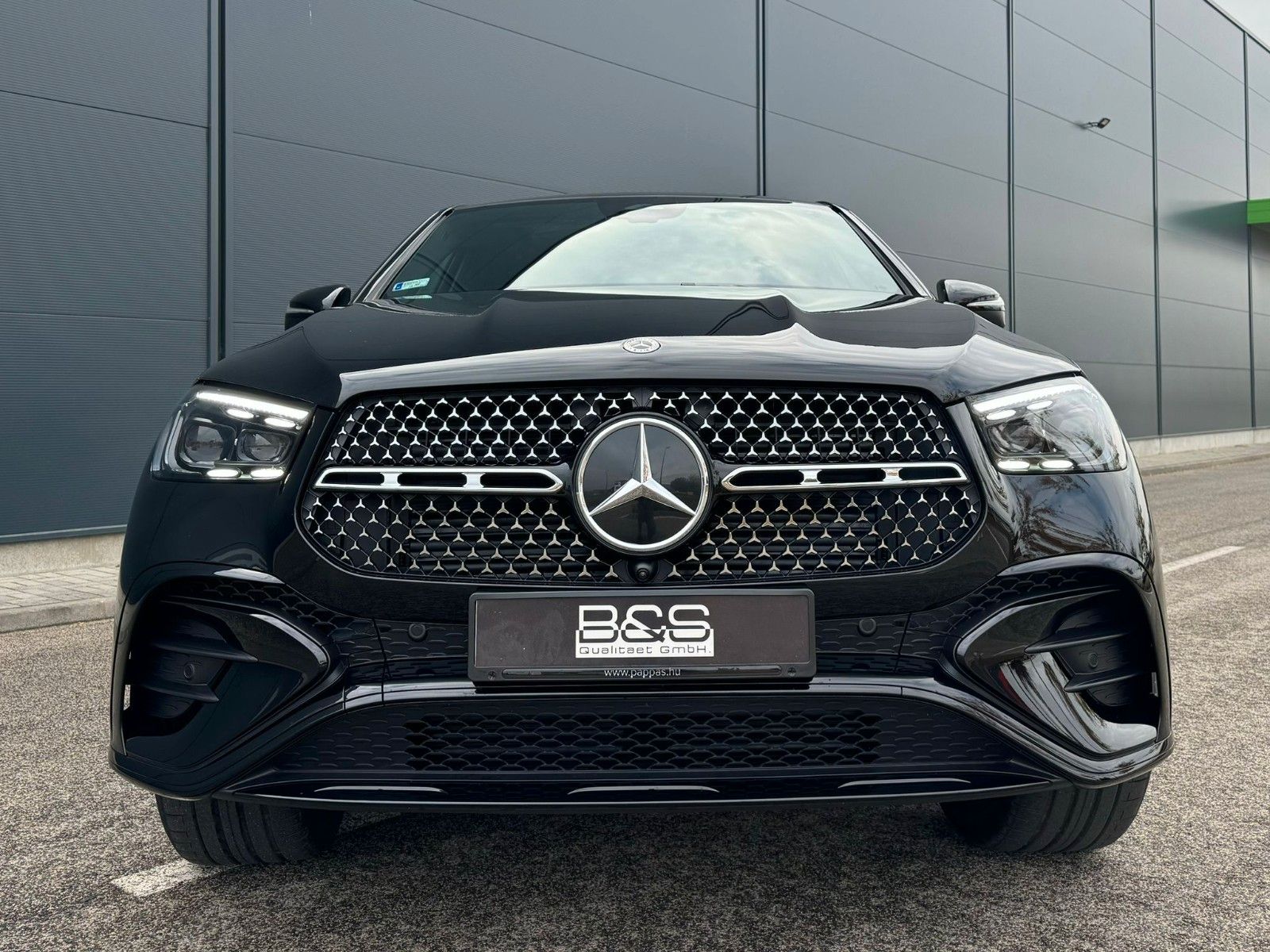 Fahrzeugabbildung Mercedes-Benz GLE 450d 4Matic Coupe AMG DISTR,HUD,PANO,BURM,..