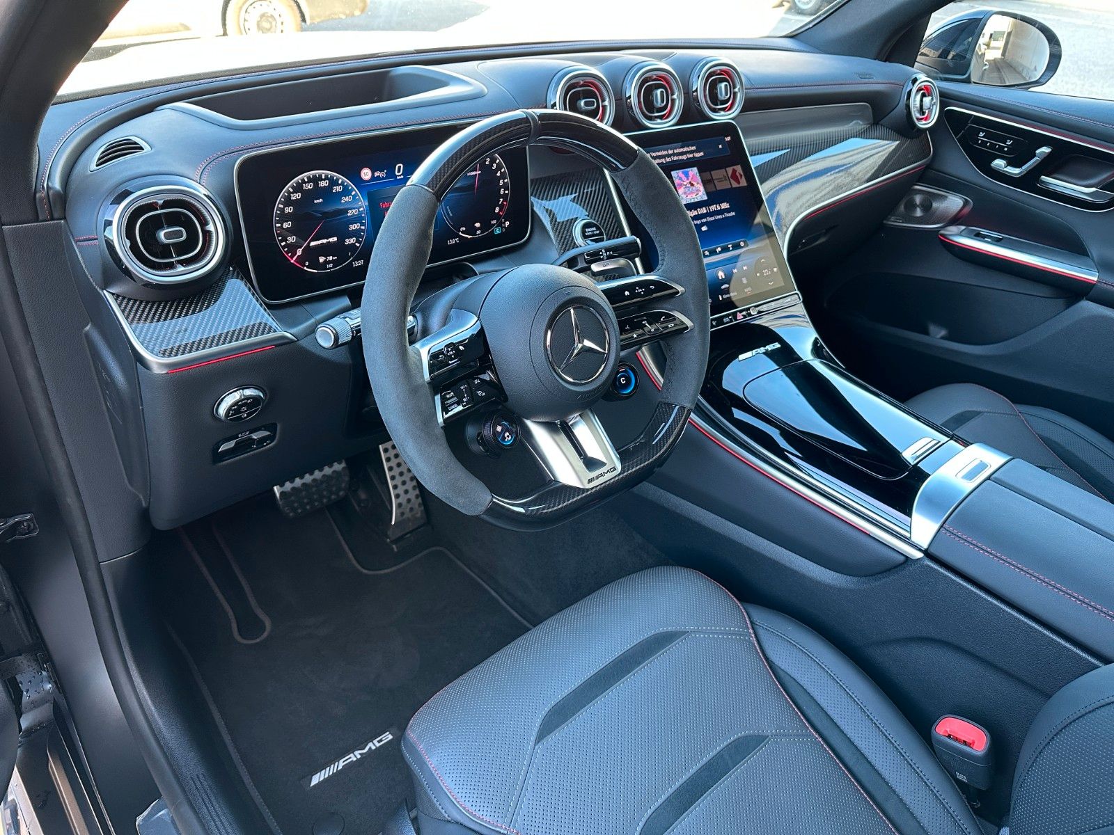 Fahrzeugabbildung Mercedes-Benz GLC 63 S E AMG COUPE Performance Edition1