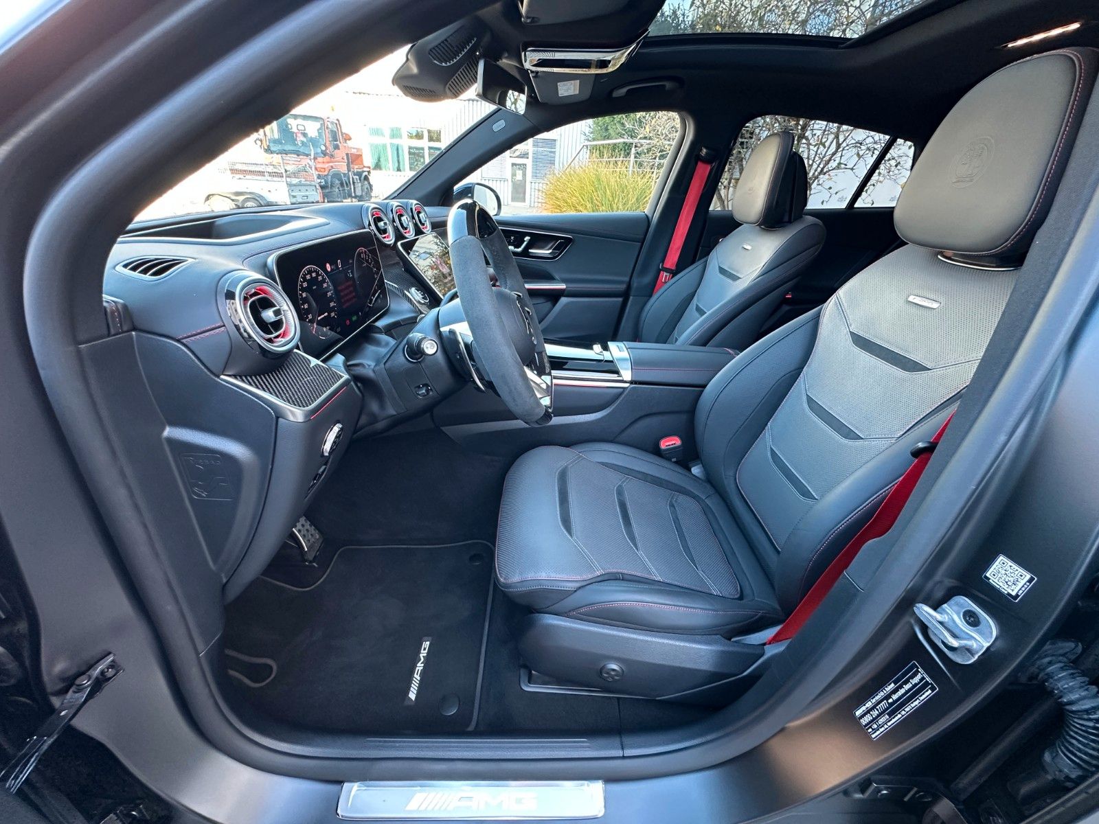 Fahrzeugabbildung Mercedes-Benz GLC 63 S E AMG COUPE Performance Edition1