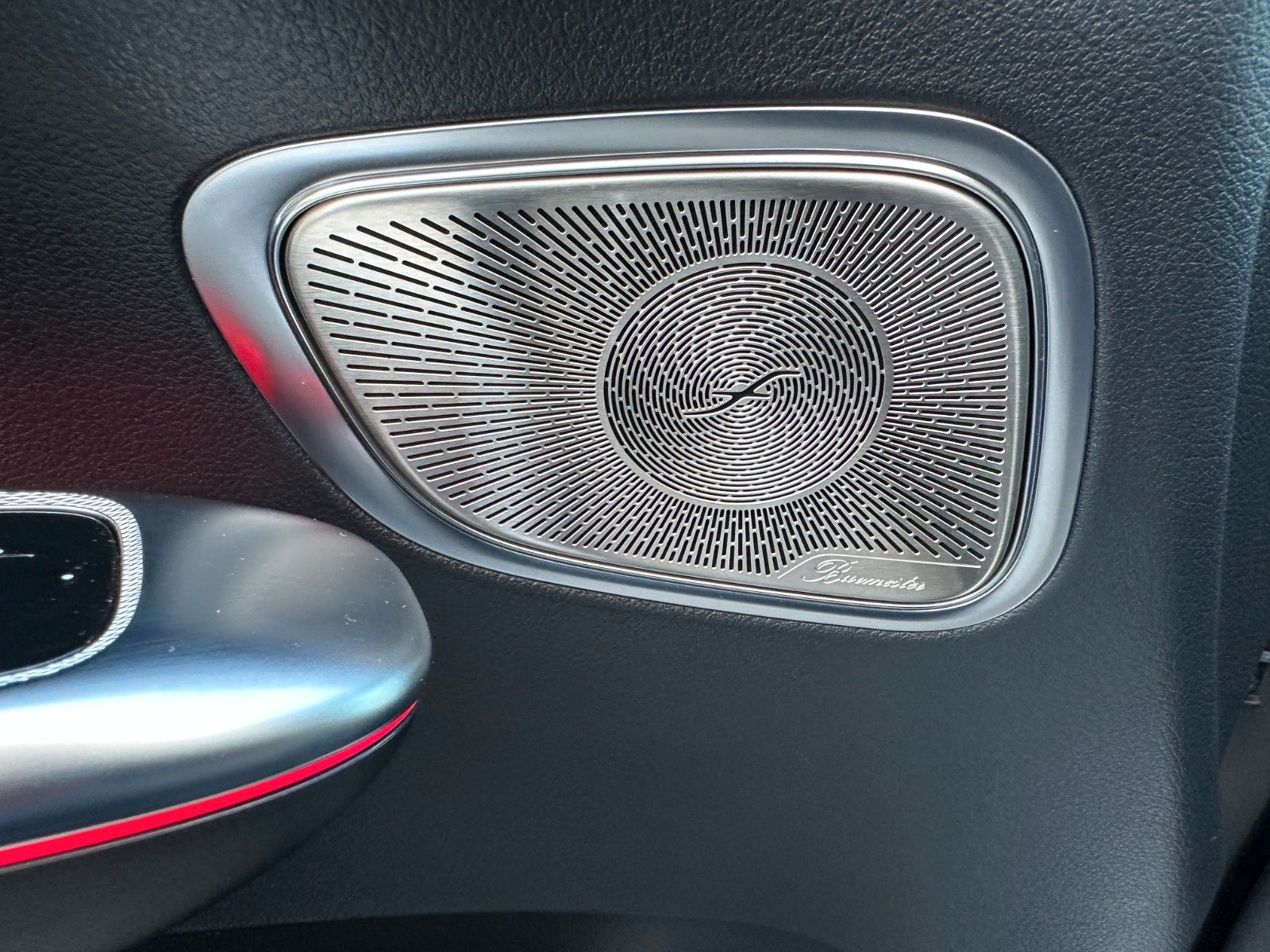 Fahrzeugabbildung Mercedes-Benz GLC 63 S E AMG COUPE Performance Edition1