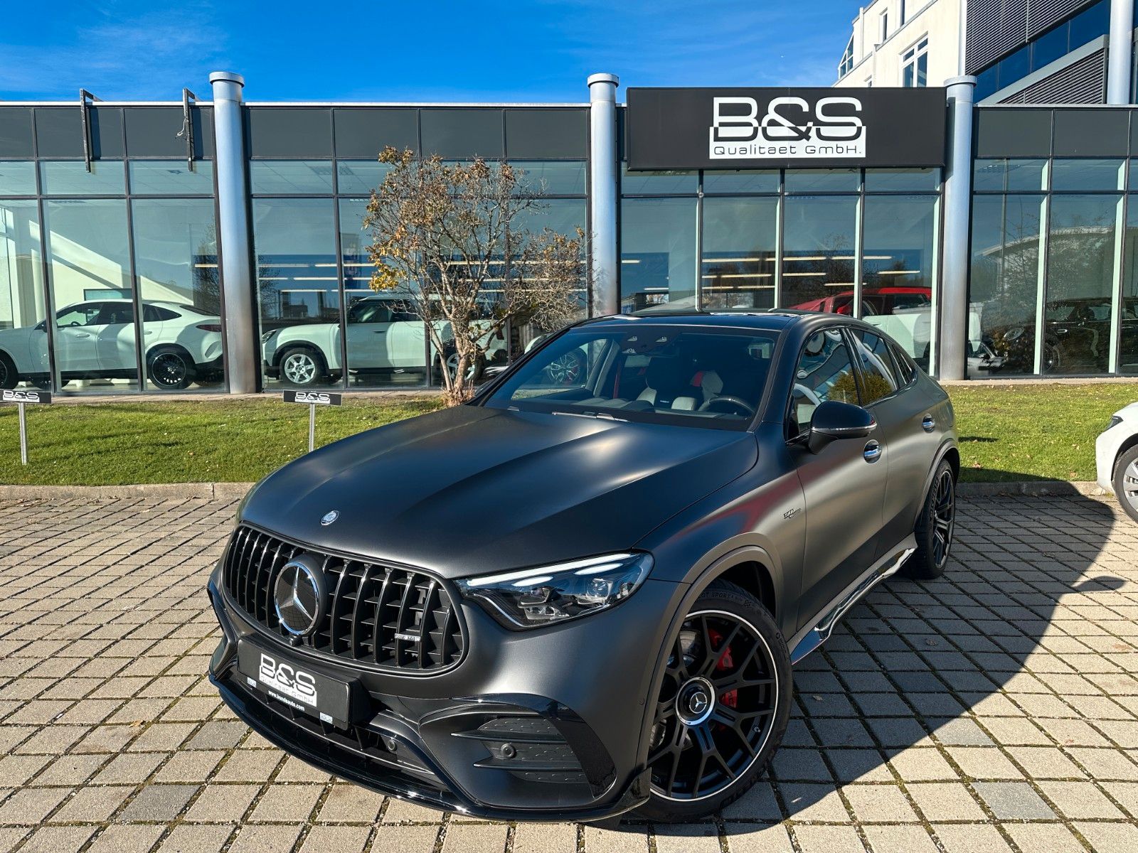 Fahrzeugabbildung Mercedes-Benz GLC 63 S E AMG COUPE Performance Edition1