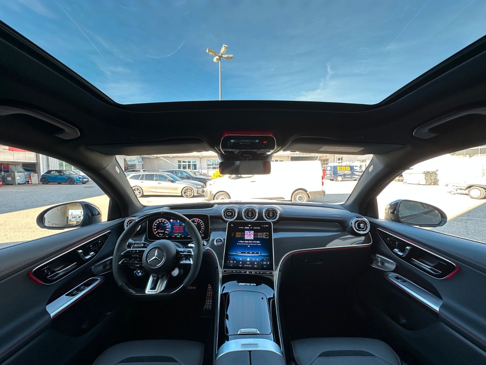 Fahrzeugabbildung Mercedes-Benz GLC 63 S E AMG COUPE Performance Edition1