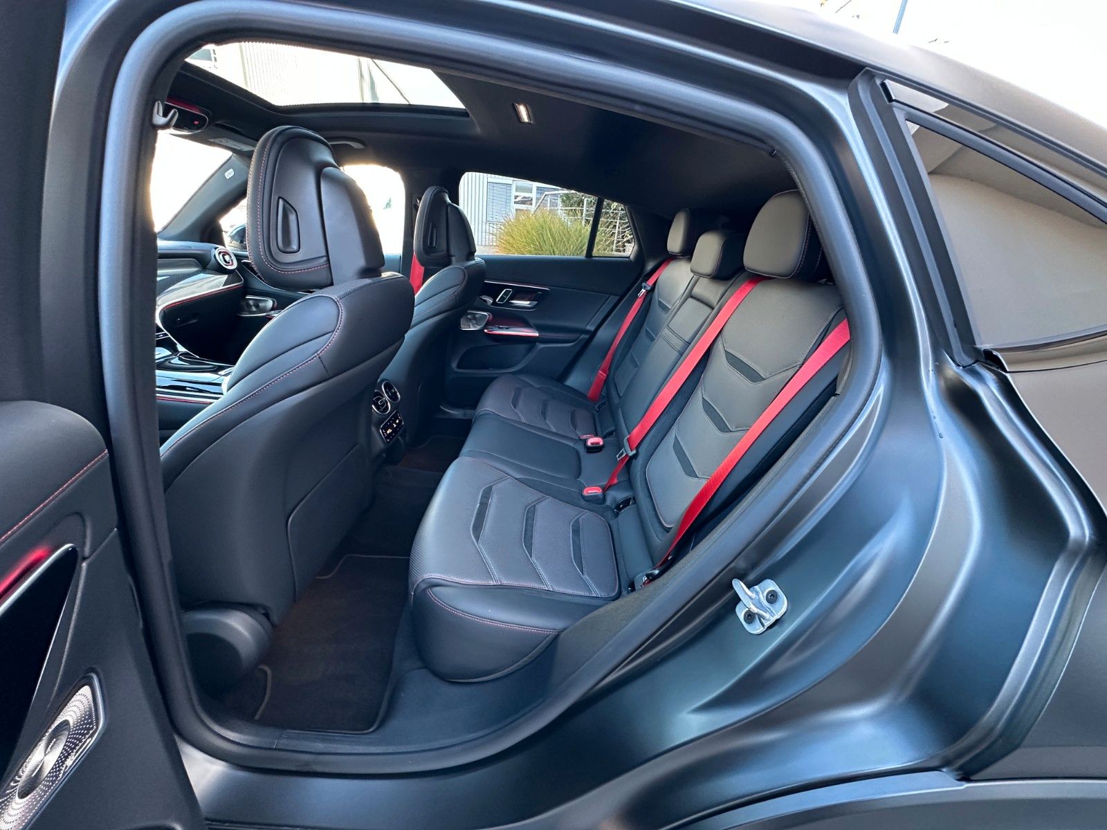 Fahrzeugabbildung Mercedes-Benz GLC 63 S E AMG COUPE Performance Edition1