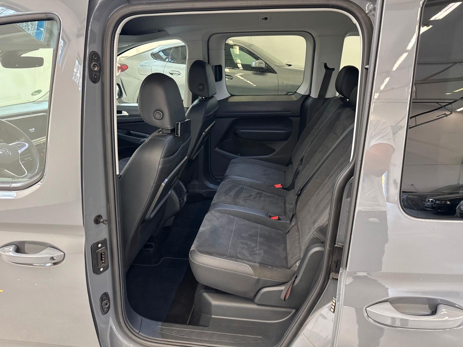 Fahrzeugabbildung Volkswagen Caddy Style ACC,LED,KAMERA,NAVI,DAB,Usw