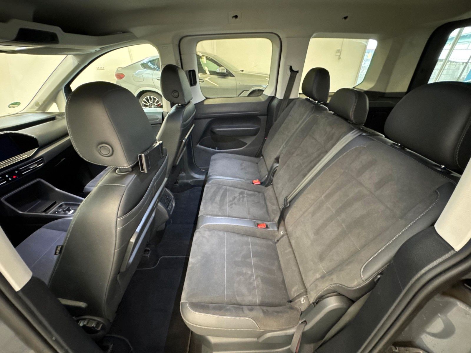 Fahrzeugabbildung Volkswagen Caddy Style ACC,LED,KAMERA,NAVI,DAB,Usw