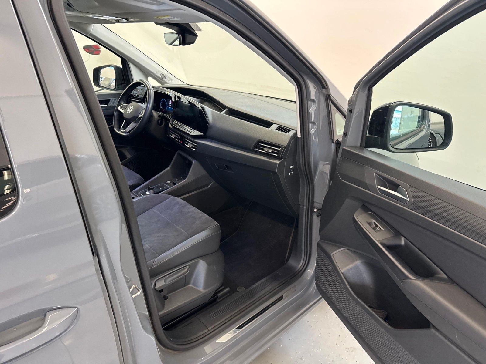 Fahrzeugabbildung Volkswagen Caddy Style ACC,LED,KAMERA,NAVI,DAB,Usw