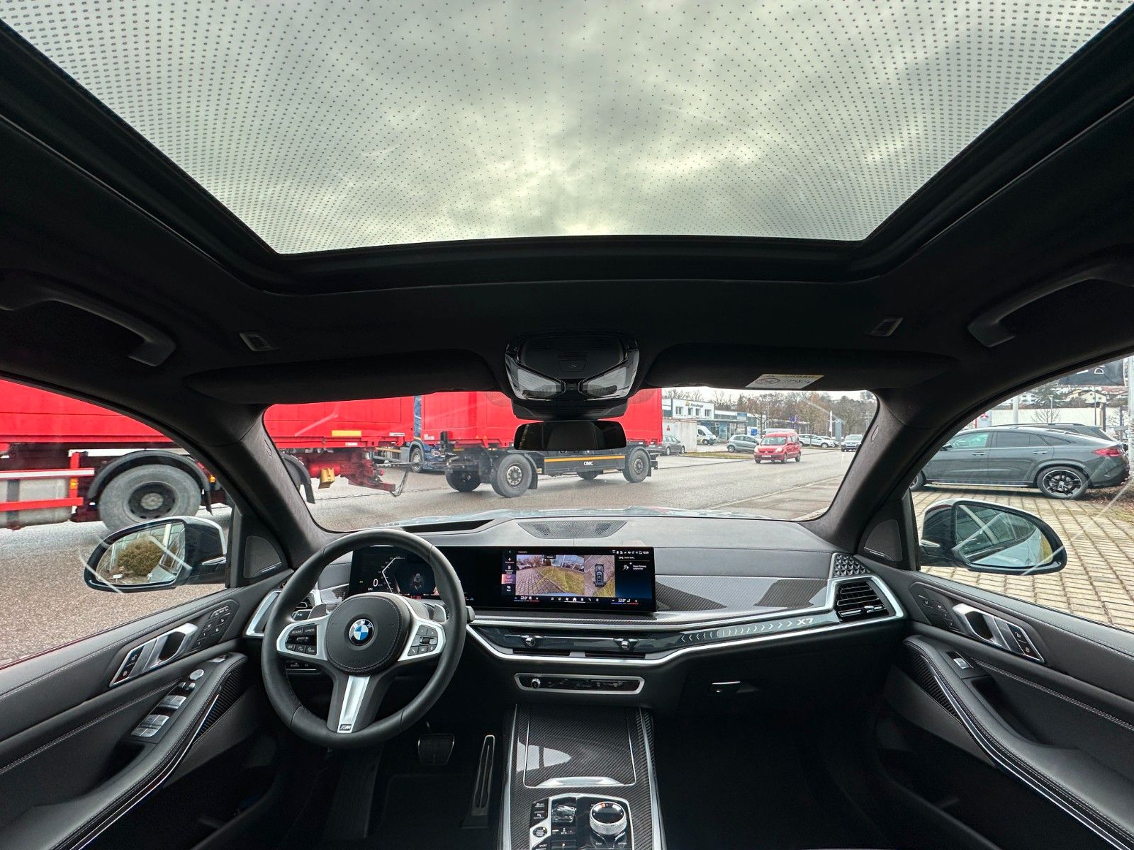 Fahrzeugabbildung BMW X7 xDrive 40d MSport ACC,HUD,SKYL,HARMAN,LUFT...