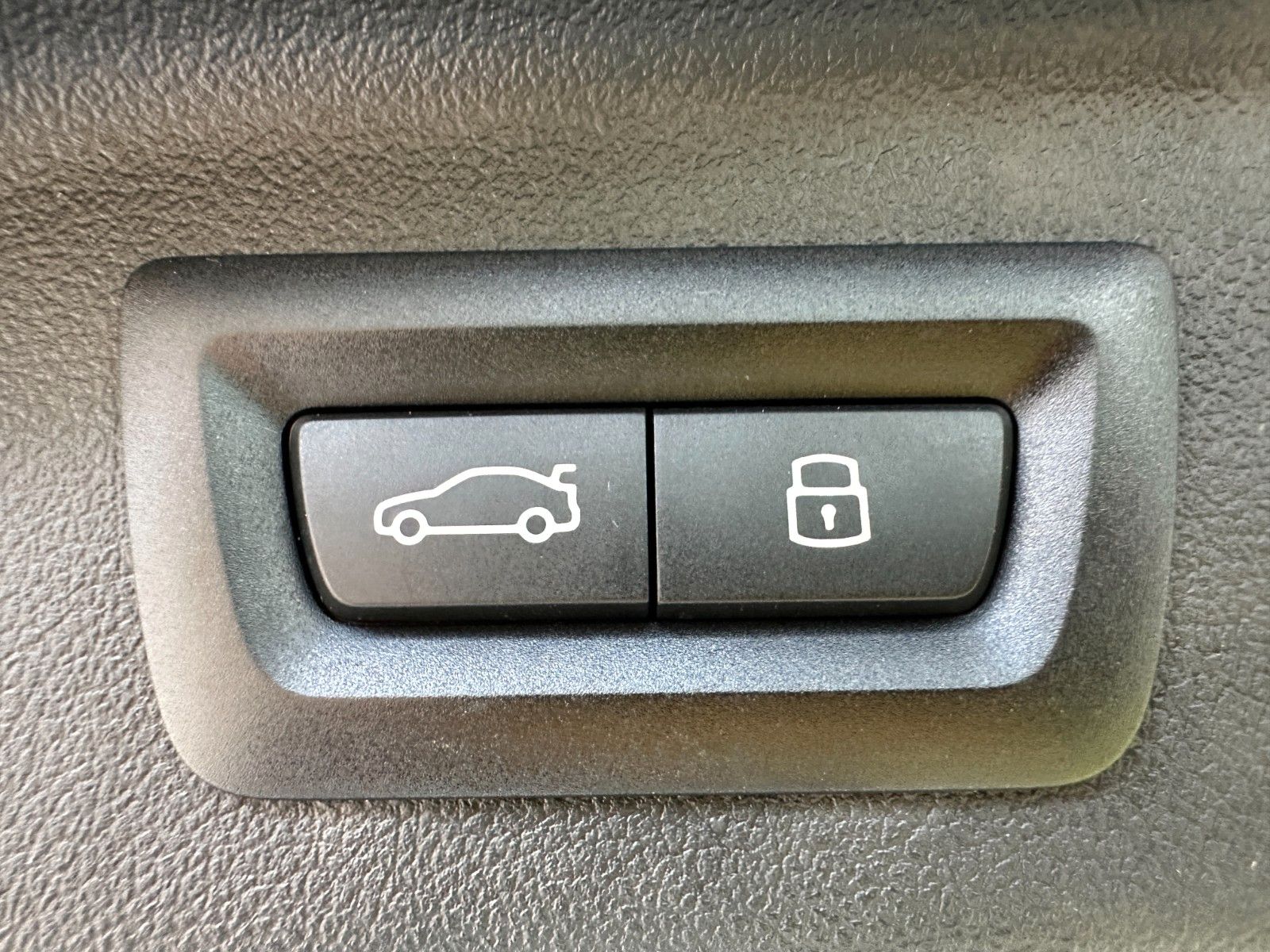 Fahrzeugabbildung BMW X7 xDrive 40d MSport ACC,HUD,SKYL,HARMAN,LUFT...