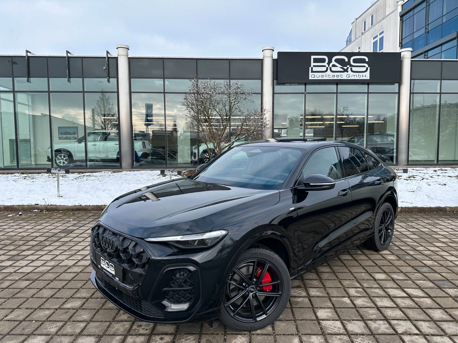 Fahrzeugabbildung Audi Q5 Sportback 2.0TDI quattro S-Line ACC,PANO