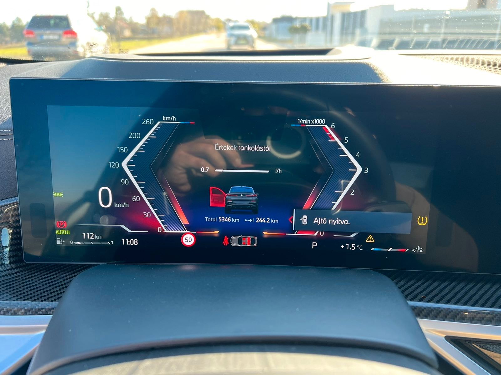 Fahrzeugabbildung BMW X6 30d xDrive MSport ACC,HUD,PANO,HARMAN,LUFT