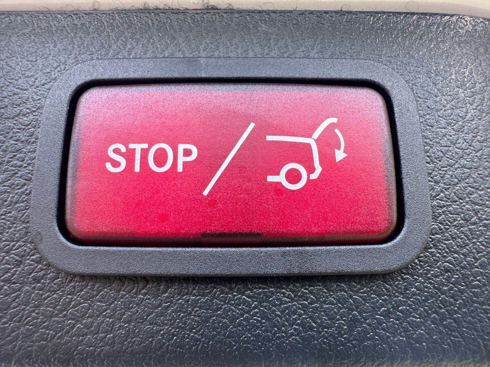 Fahrzeugabbildung Mercedes-Benz V 300 d 4MATIC EXCLUSIVE extralang DISTR,BURM,..