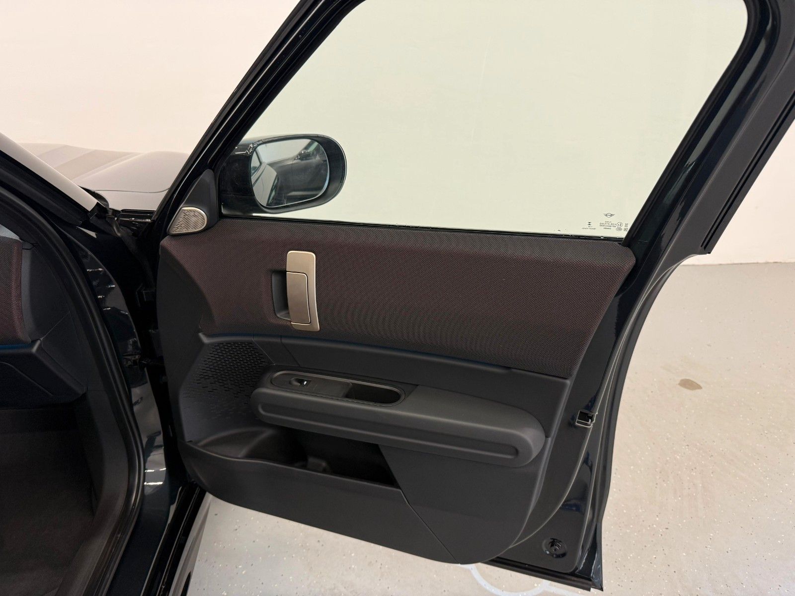 Fahrzeugabbildung MINI Countryman D JCW Trim ACC,HUD,PANO,HARMAN,AHK...