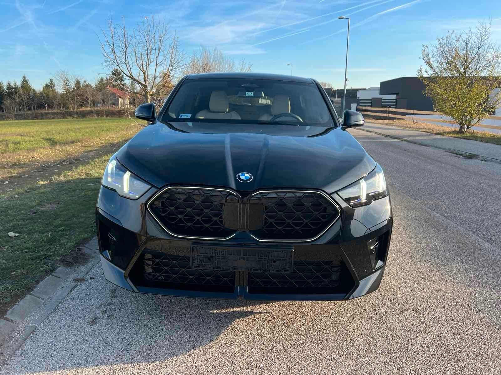 Fahrzeugabbildung BMW X2 20 i sDrive MSport ACC,HUD,PANO,HARMAN,