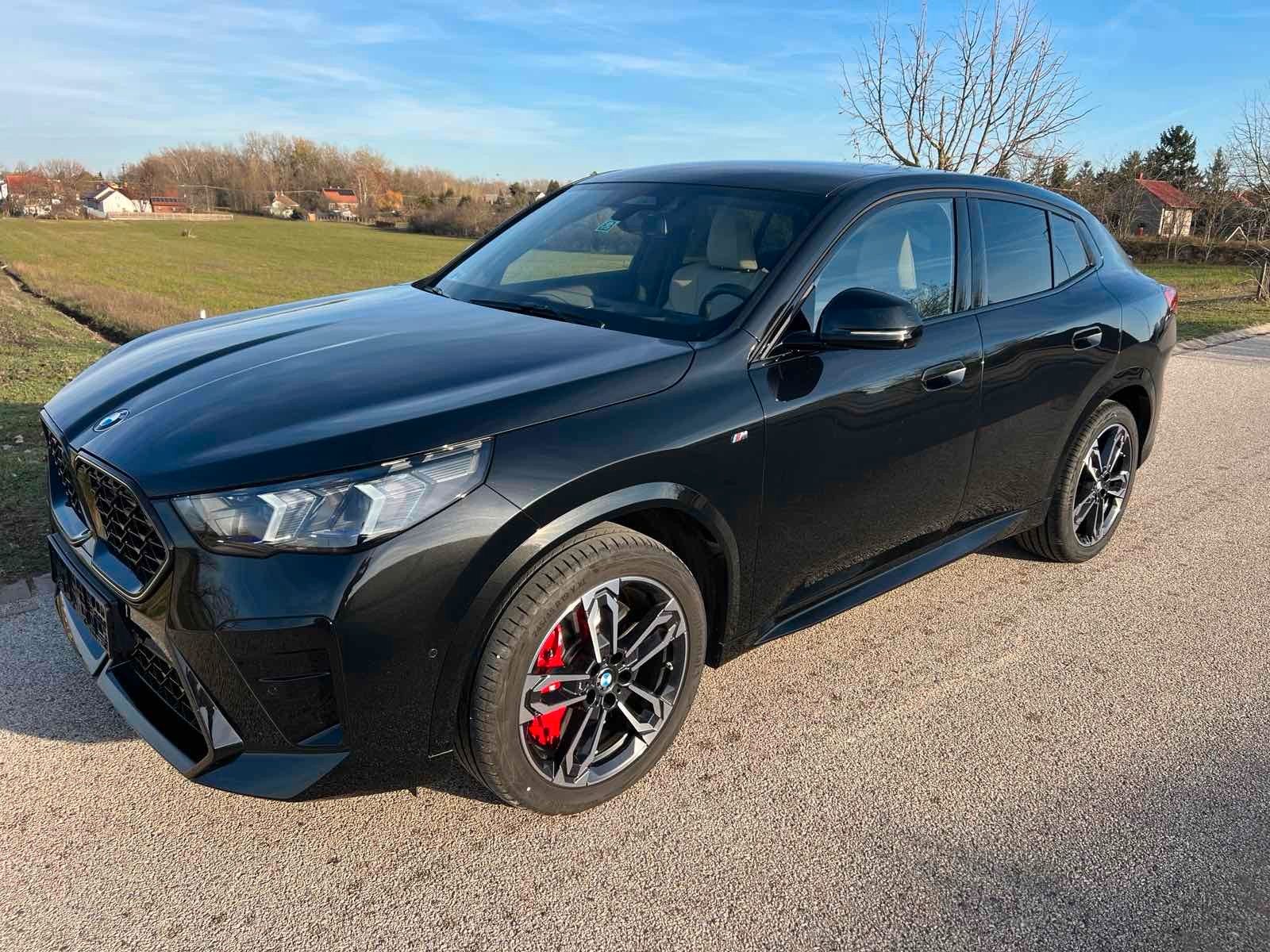 Fahrzeugabbildung BMW X2 20 i sDrive MSport ACC,HUD,PANO,HARMAN,