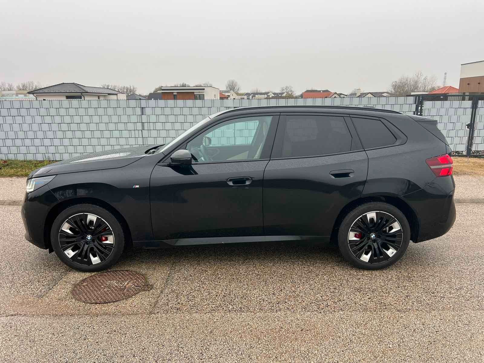 Fahrzeugabbildung BMW X3 20d xDrive MSport ACC,HUD,PANO,HARMAN,360