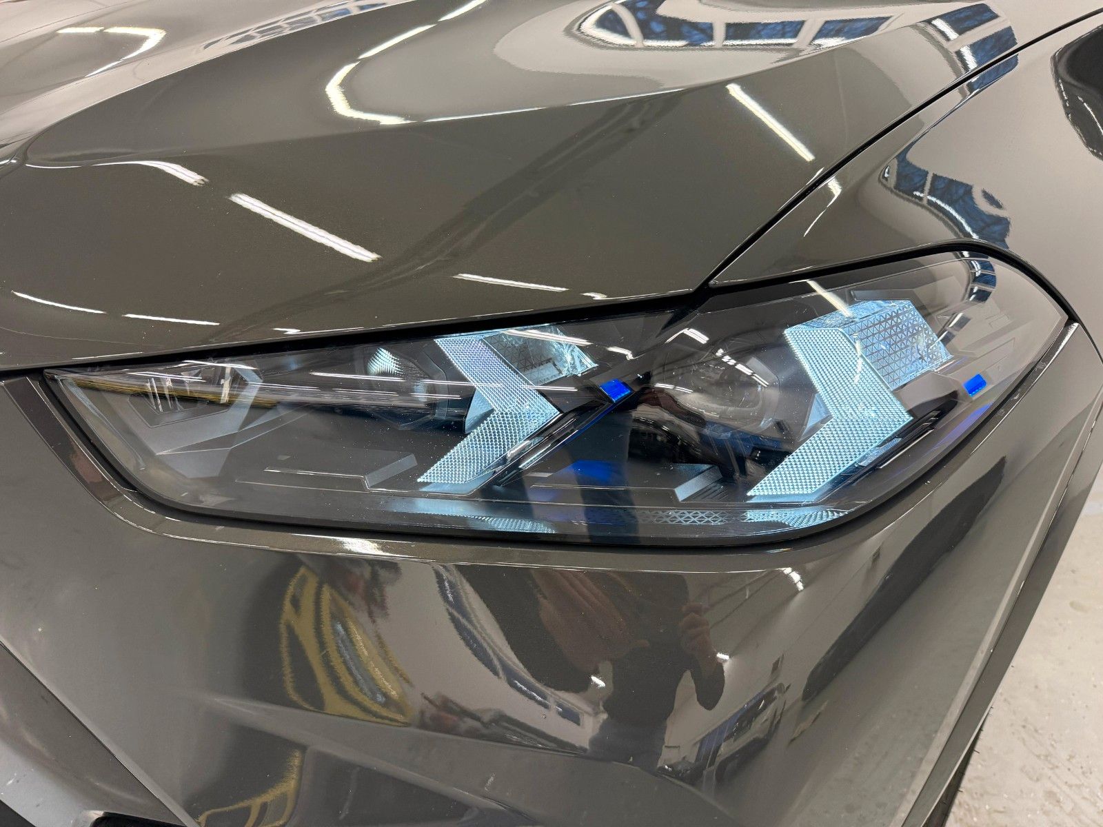 Fahrzeugabbildung BMW X5 50e xDrive MSport ACC,HUD,PANO,HARMAN,LUFT,..