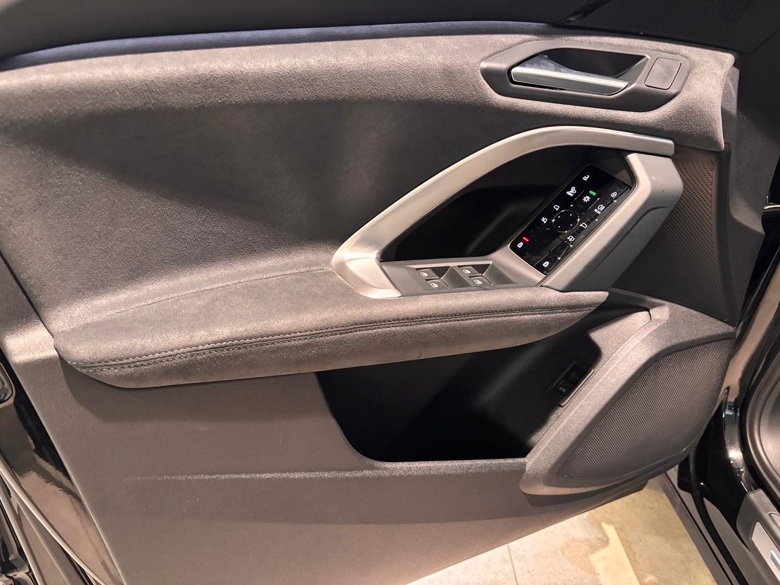 Fahrzeugabbildung Audi Q5 Sportback 2.0 TDI quattro ACC,MATRIX,PANO,Usw