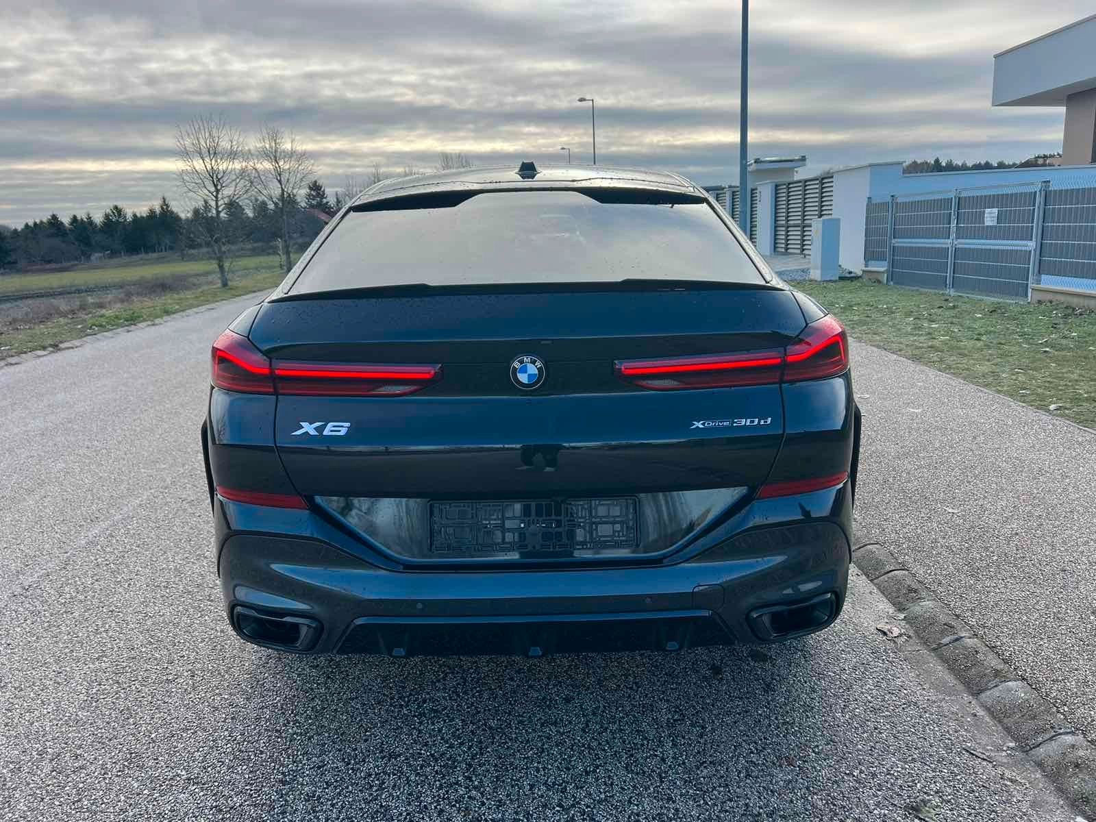 Fahrzeugabbildung BMW X6 30 d xDrive MSport ACC,HUD,PANO,HARMAN,LUFT..