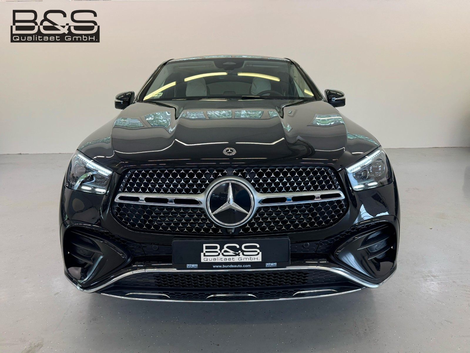 Fahrzeugabbildung Mercedes-Benz GLE 450d 4Matic Coupe AMG DISTR,HUD,BURM,PANO...