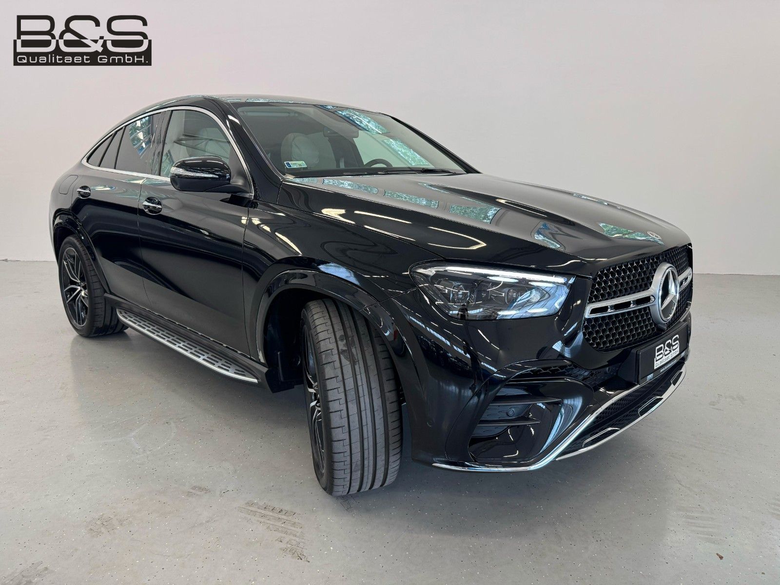 Fahrzeugabbildung Mercedes-Benz GLE 450d 4Matic Coupe AMG DISTR,HUD,BURM,PANO...