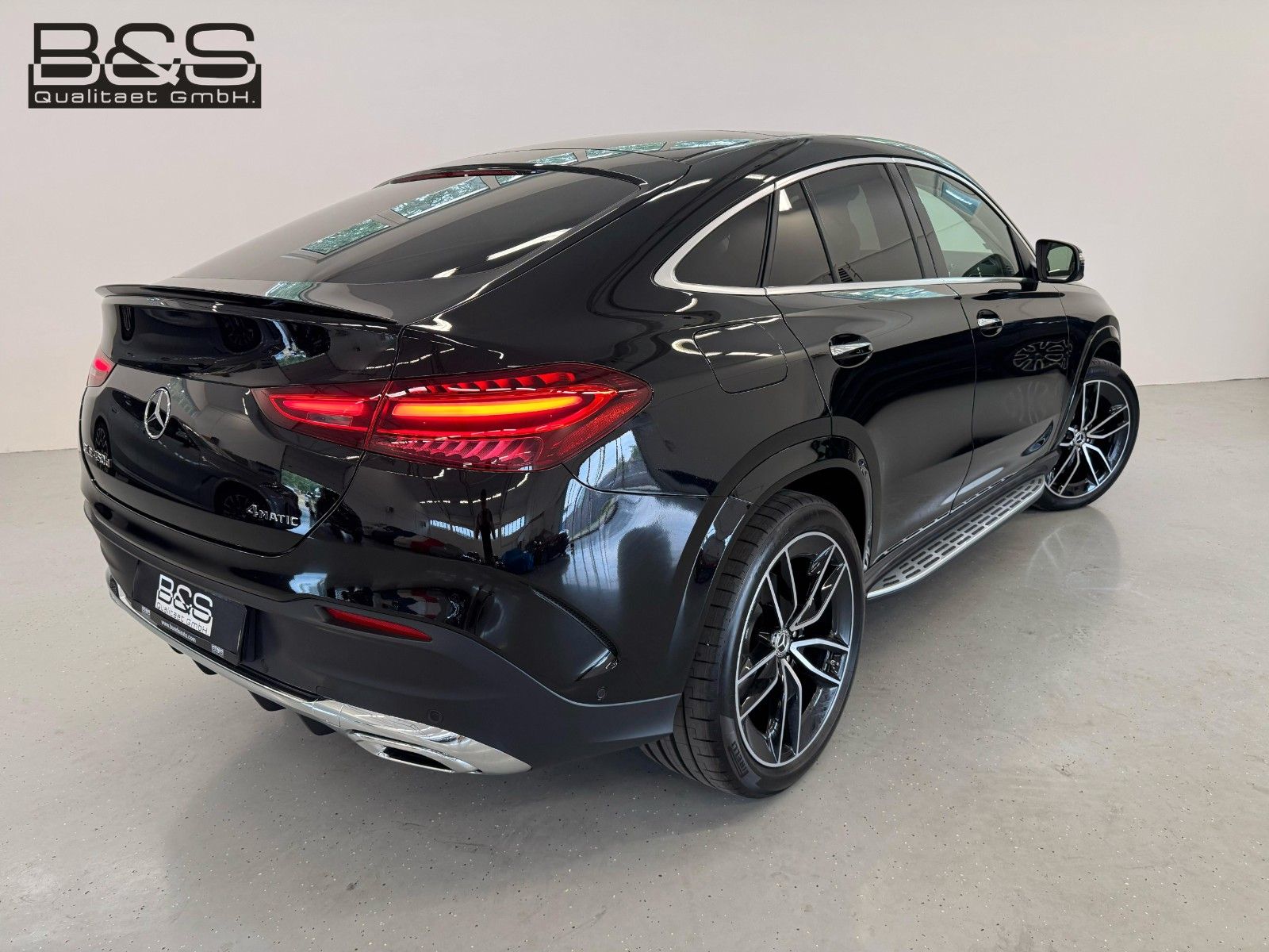 Fahrzeugabbildung Mercedes-Benz GLE 450d 4Matic Coupe AMG DISTR,HUD,BURM,PANO...