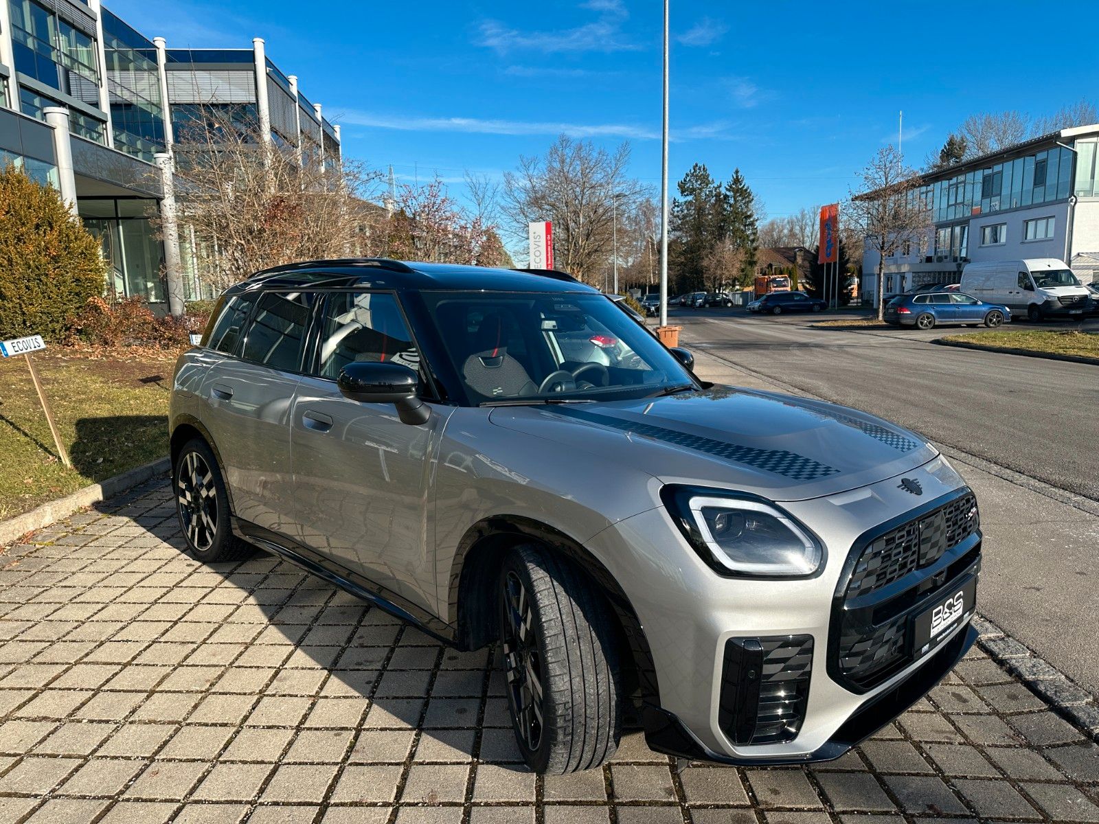 Fahrzeugabbildung MINI Countryman D JCWorks Trim ACC,HUD,PANO,HARMAN...