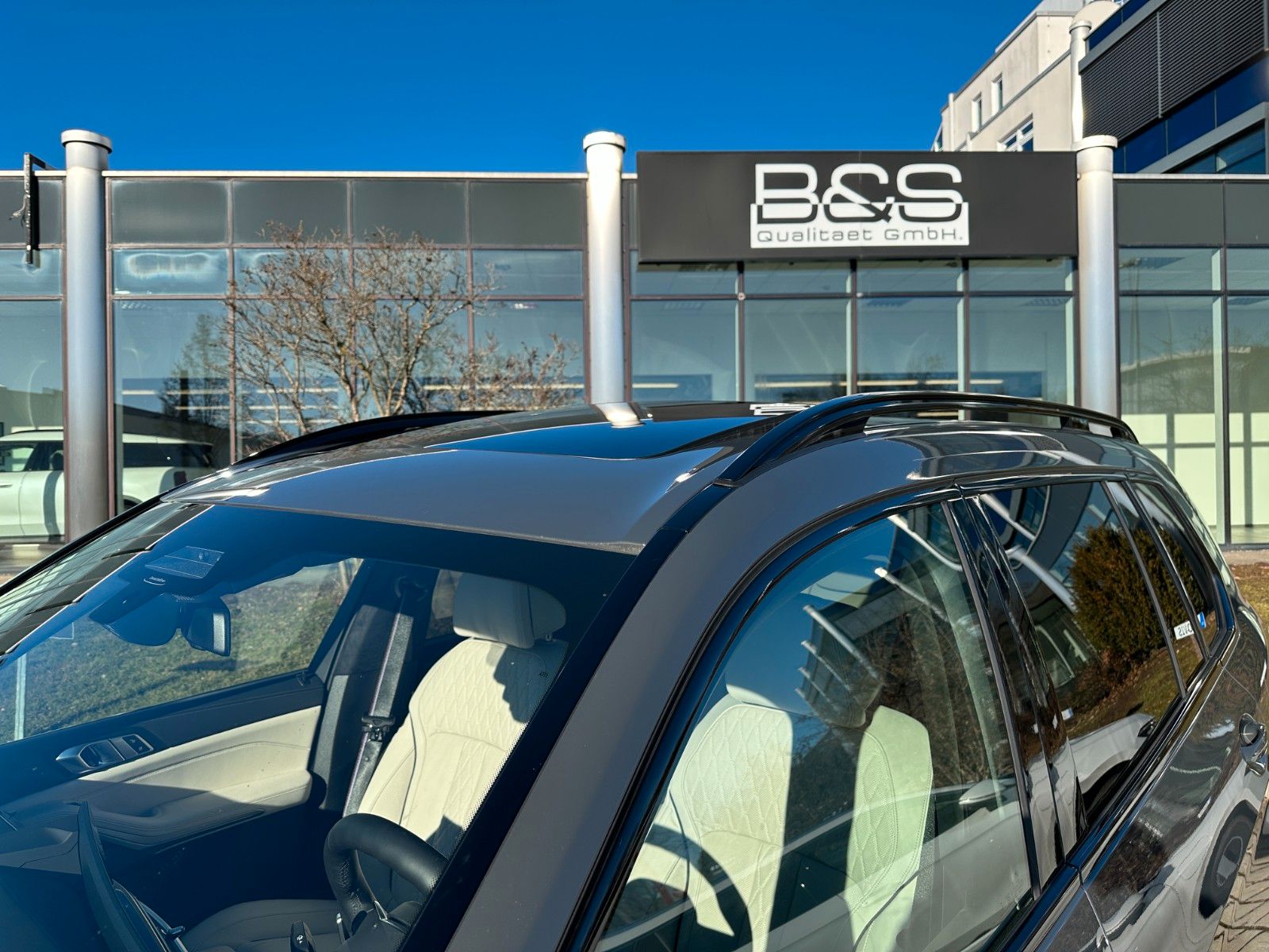 Fahrzeugabbildung BMW X7 xDrive 40d MSport ACC,HUD,PANO,HARMAN,LUFT...