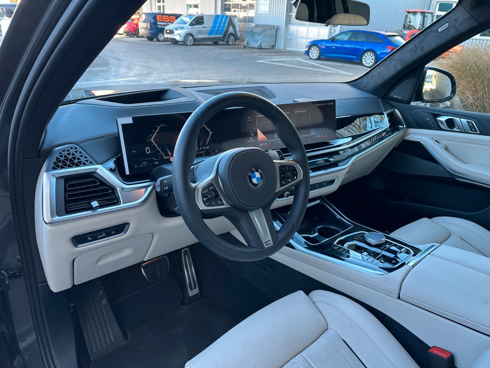 Fahrzeugabbildung BMW X7 xDrive 40d MSport ACC,HUD,PANO,HARMAN,LUFT...