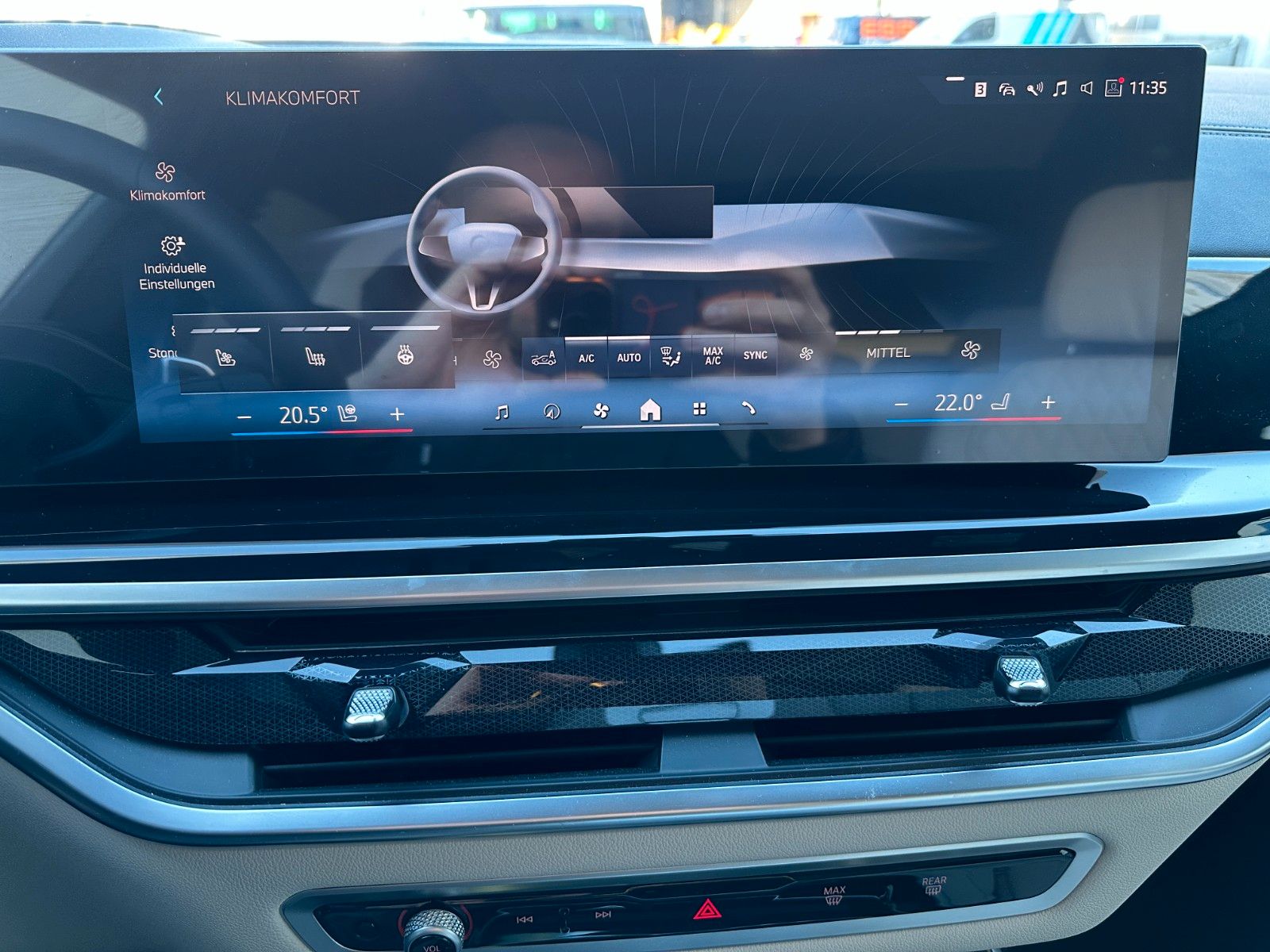 Fahrzeugabbildung BMW X7 xDrive 40d MSport ACC,HUD,PANO,HARMAN,LUFT...