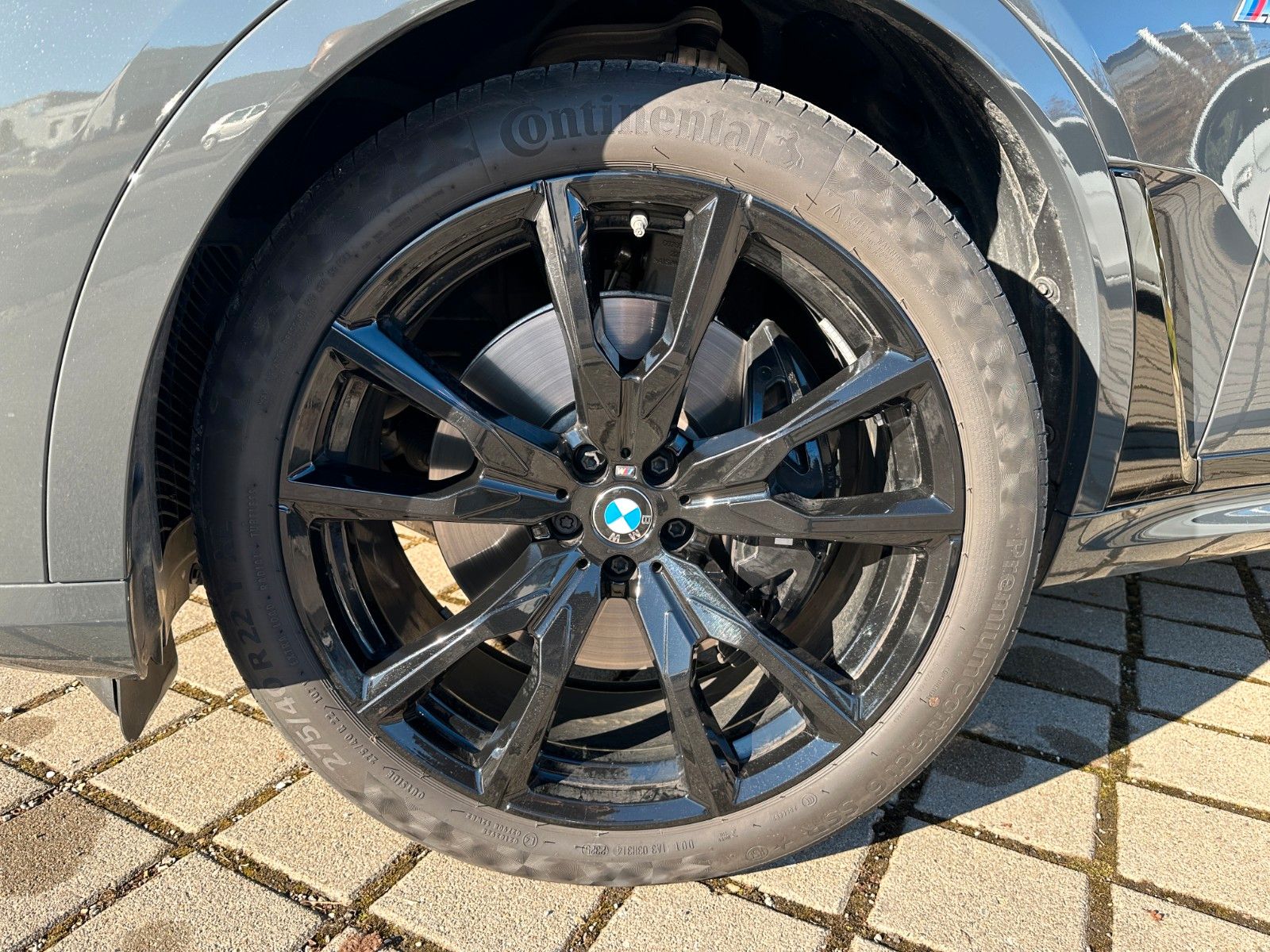 Fahrzeugabbildung BMW X7 xDrive 40d MSport ACC,HUD,PANO,HARMAN,LUFT...