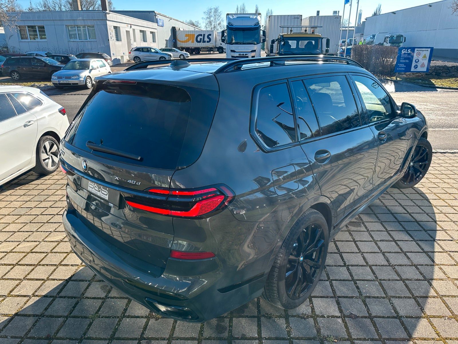 Fahrzeugabbildung BMW X7 xDrive 40d MSport ACC,HUD,PANO,HARMAN,LUFT...