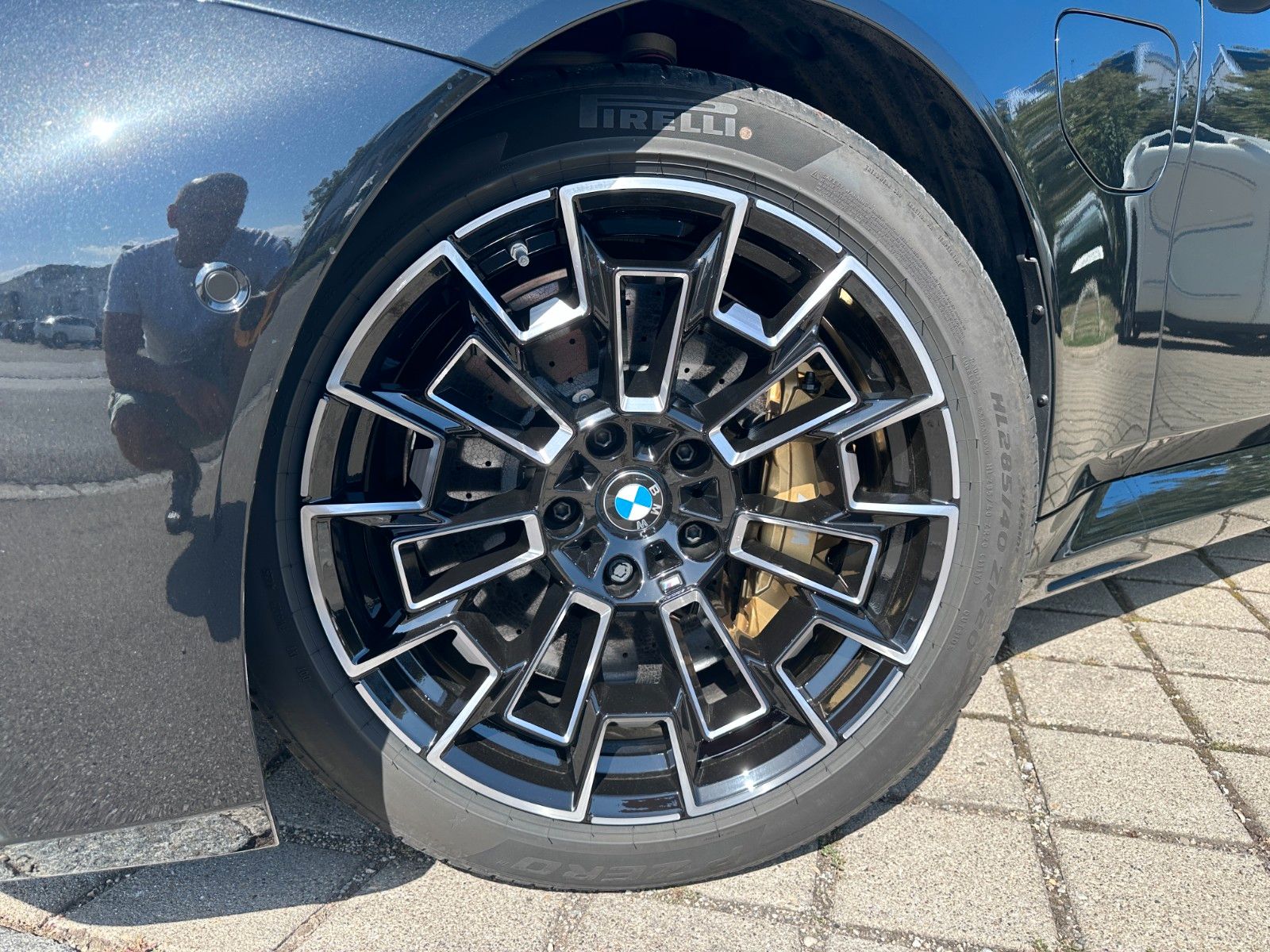 Fahrzeugabbildung BMW M5 Limousine |ULTIMATE pack |M Driver´s Package|