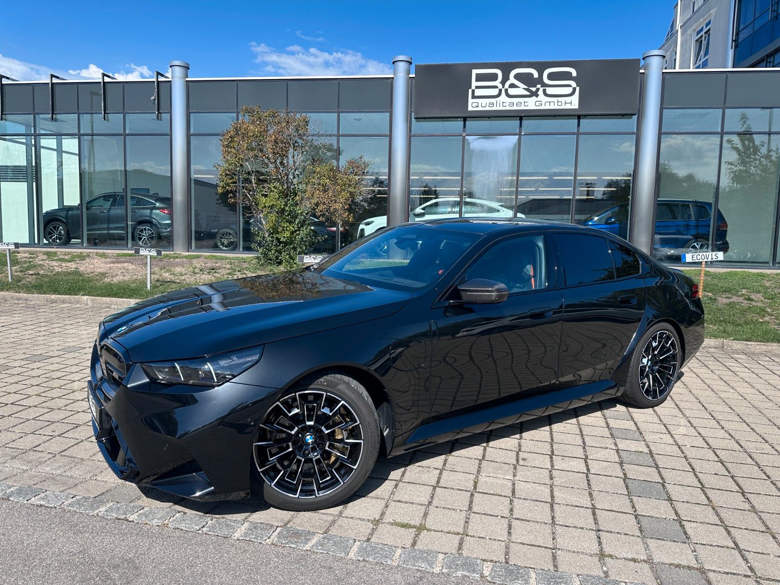 Fahrzeugabbildung BMW M5 Limousine |ULTIMATE pack |M Driver´s Package|
