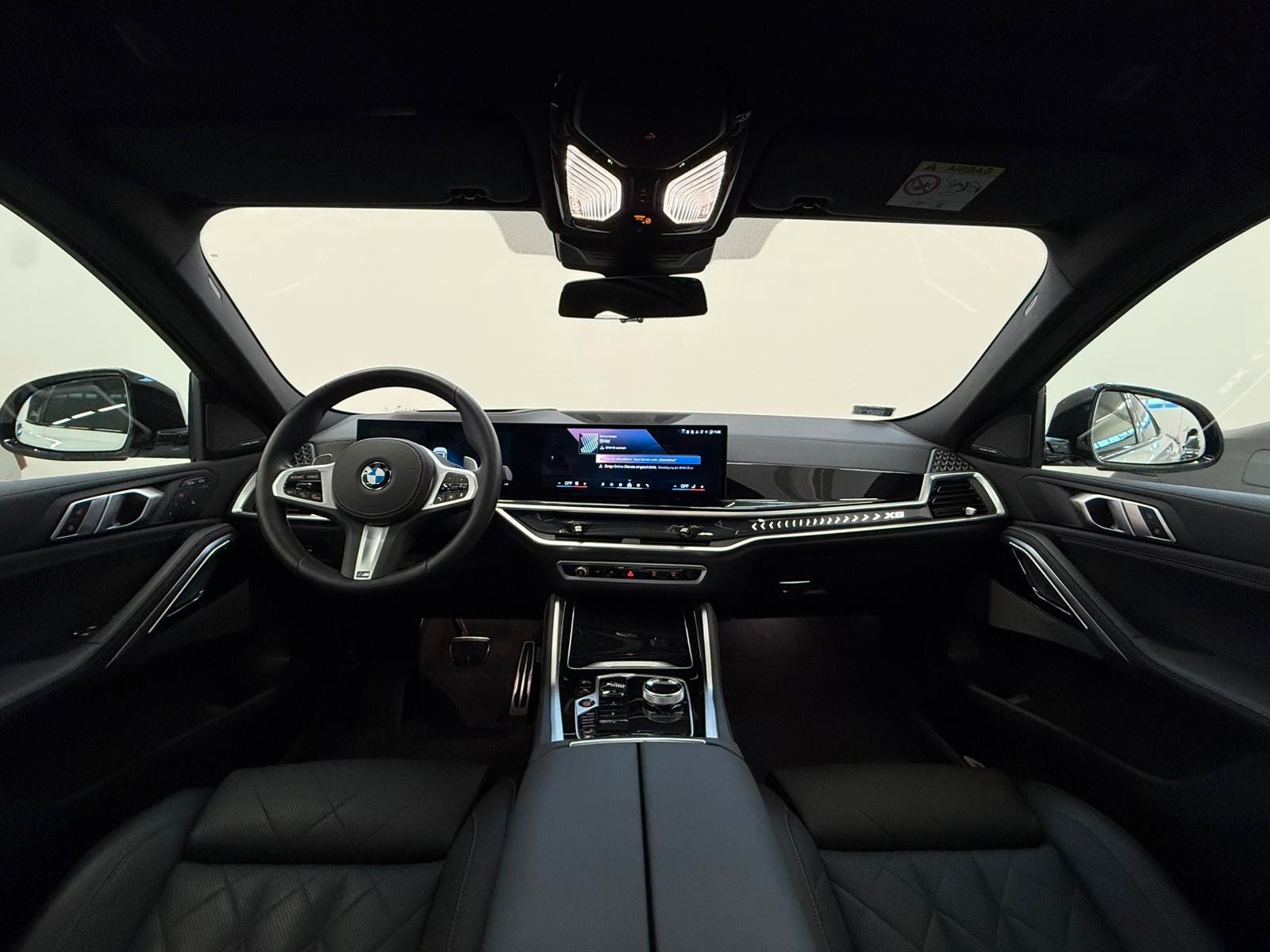 Fahrzeugabbildung BMW X6 30d xDrive MSport ACC,HUD,PANO,HARMAN,AHK