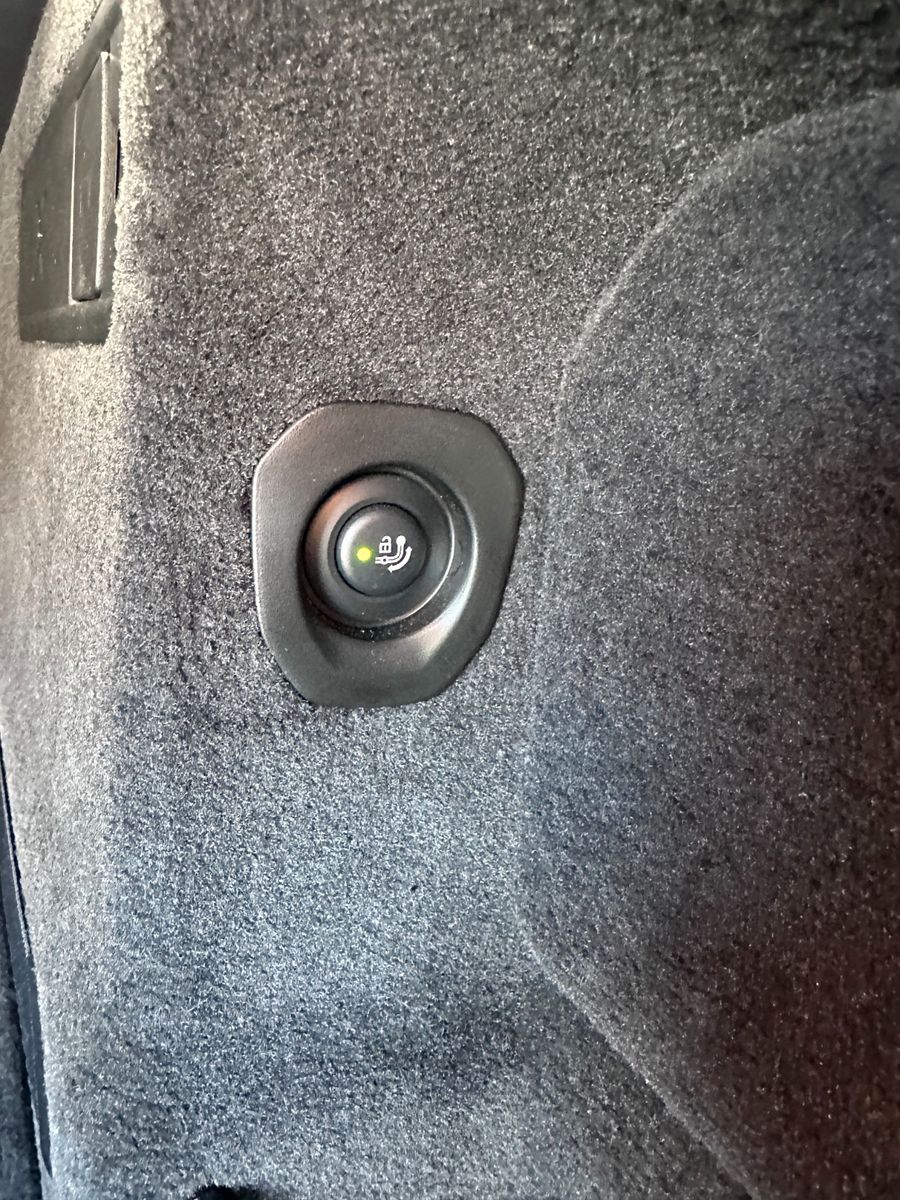 Fahrzeugabbildung BMW X6 30d xDr M Sport,ACC,HUD,PANO,HARMAN,AHK