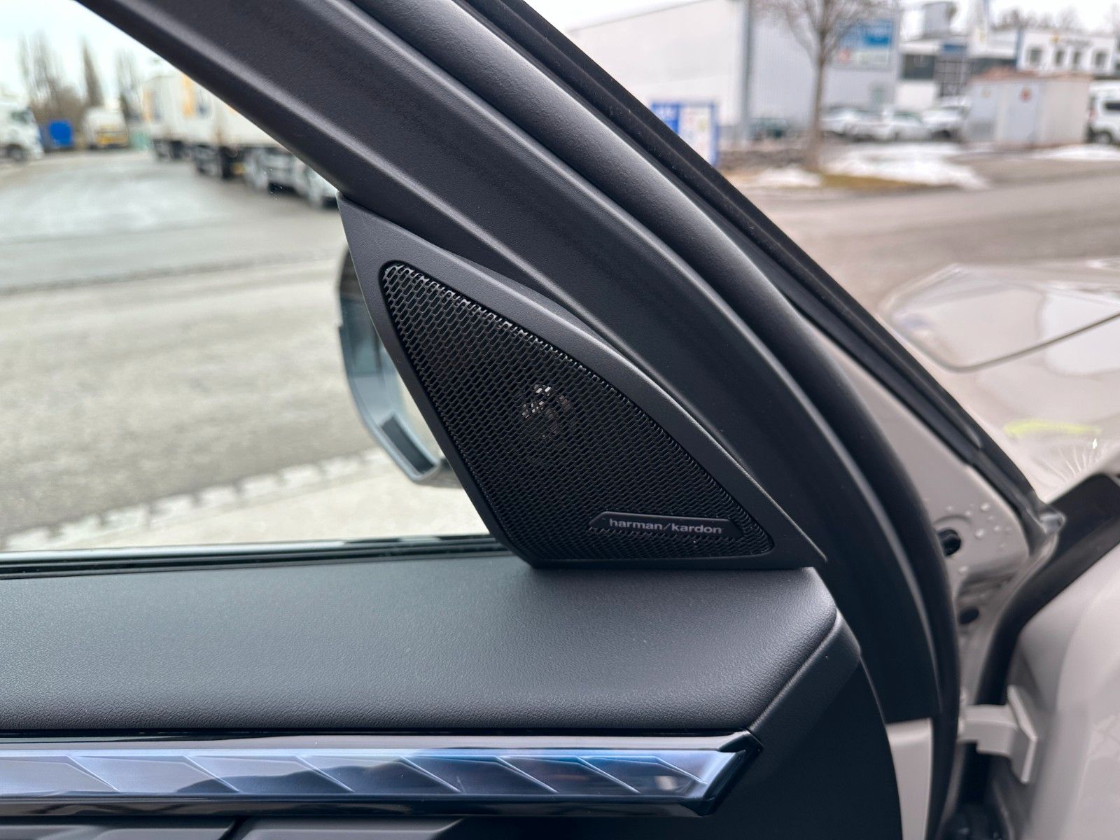 Fahrzeugabbildung BMW X3 20d xDr M Sport ACC,HUD,PANO,HARMAN,AKH,Usw