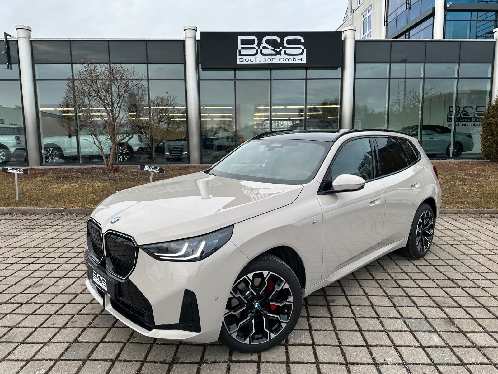 Fahrzeugabbildung BMW X3 20d xDr M Sport ACC,HUD,PANO,HARMAN,AKH,Usw