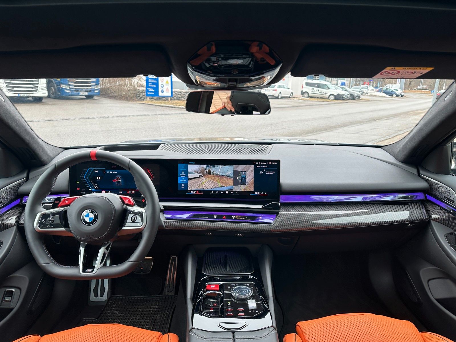Fahrzeugabbildung BMW M5 Touring ACC,HUD,PANO,B&W,KERAMIK,AHK,Usw