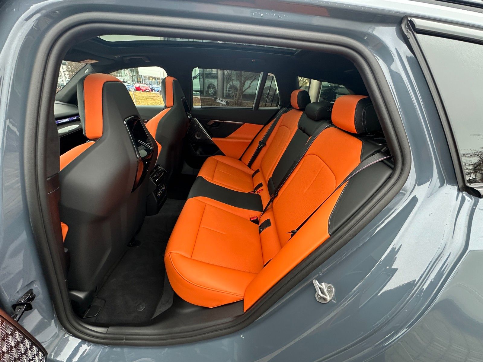 Fahrzeugabbildung BMW M5 Touring ACC,HUD,PANO,B&W,KERAMIK,AHK,Usw