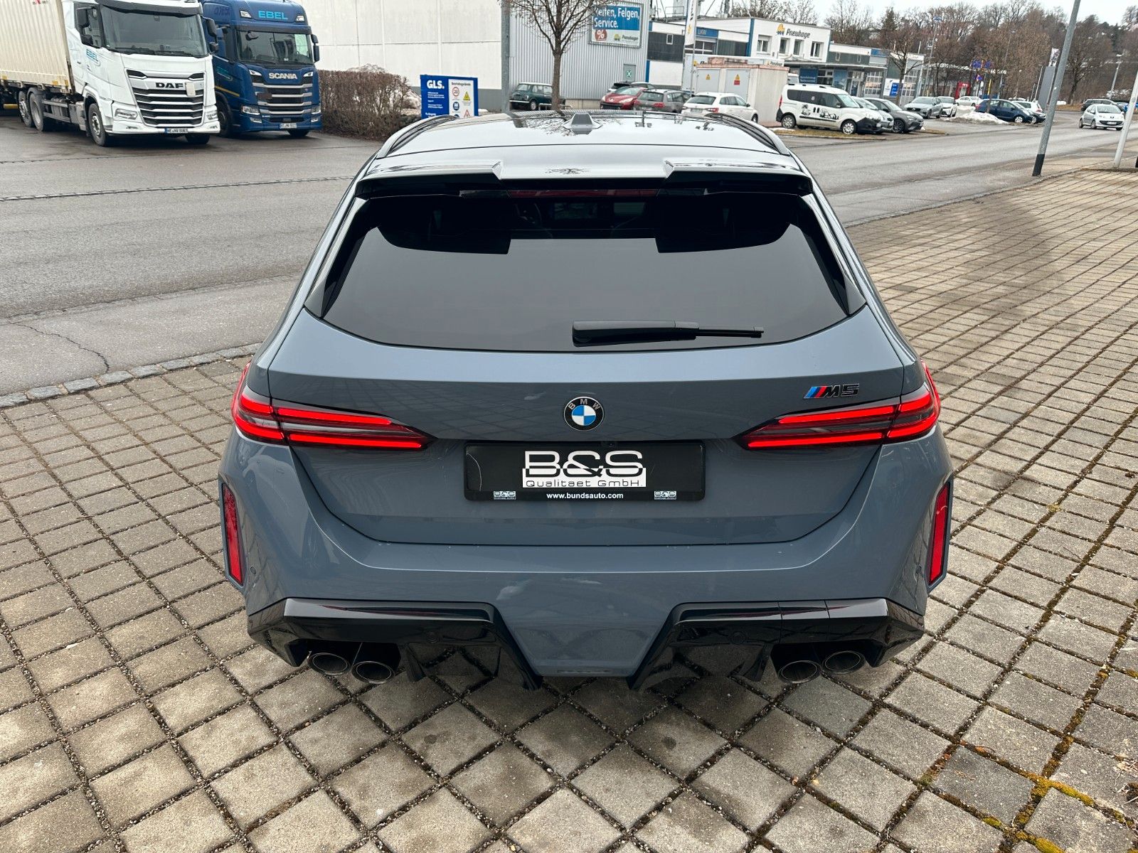 Fahrzeugabbildung BMW M5 Touring ACC,HUD,PANO,B&W,KERAMIK,AHK,Usw