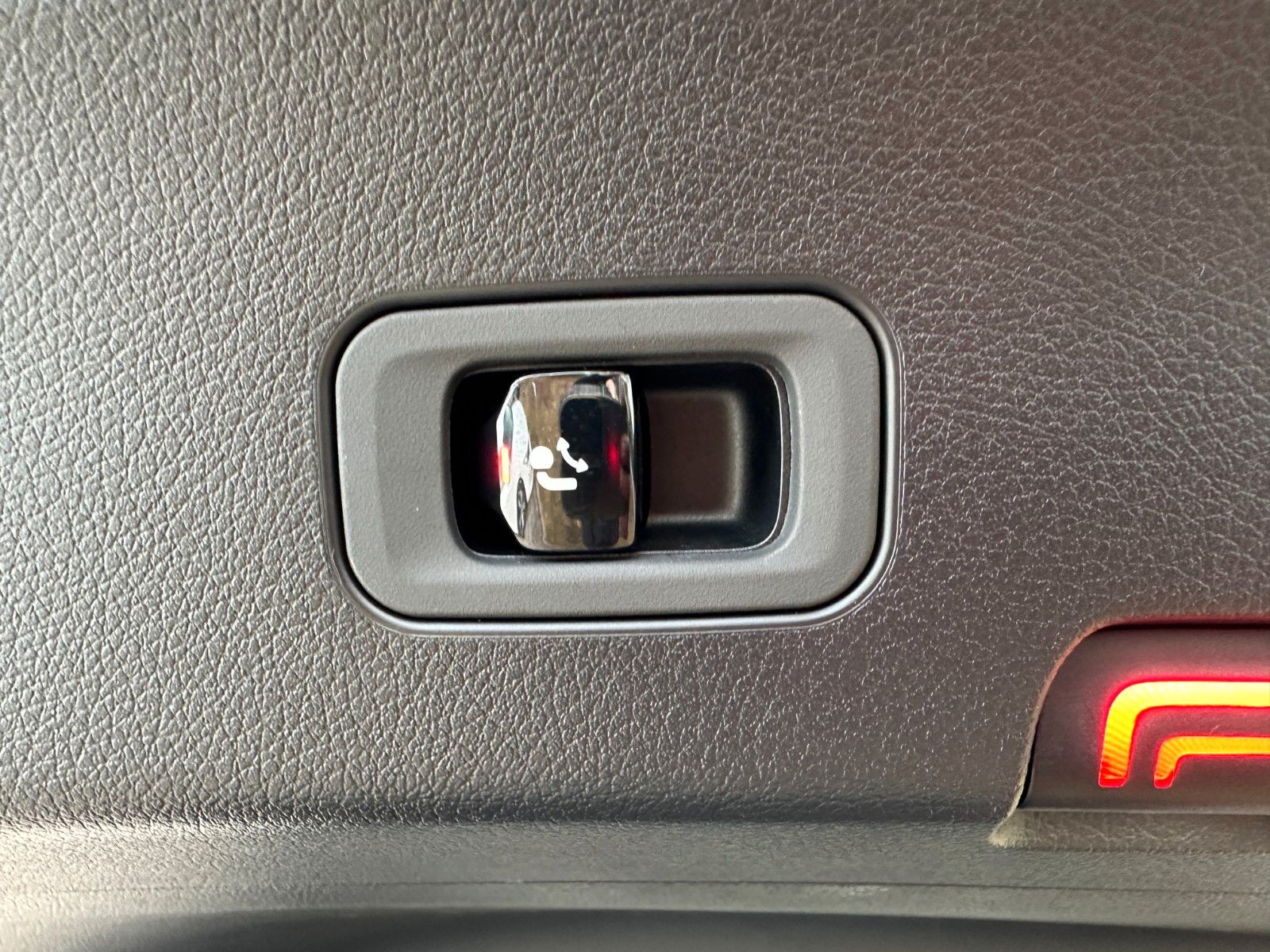 Fahrzeugabbildung Mercedes-Benz GLC 300d 4M Coupe AMG DISTR,HUD,PANO,BURM,AHK