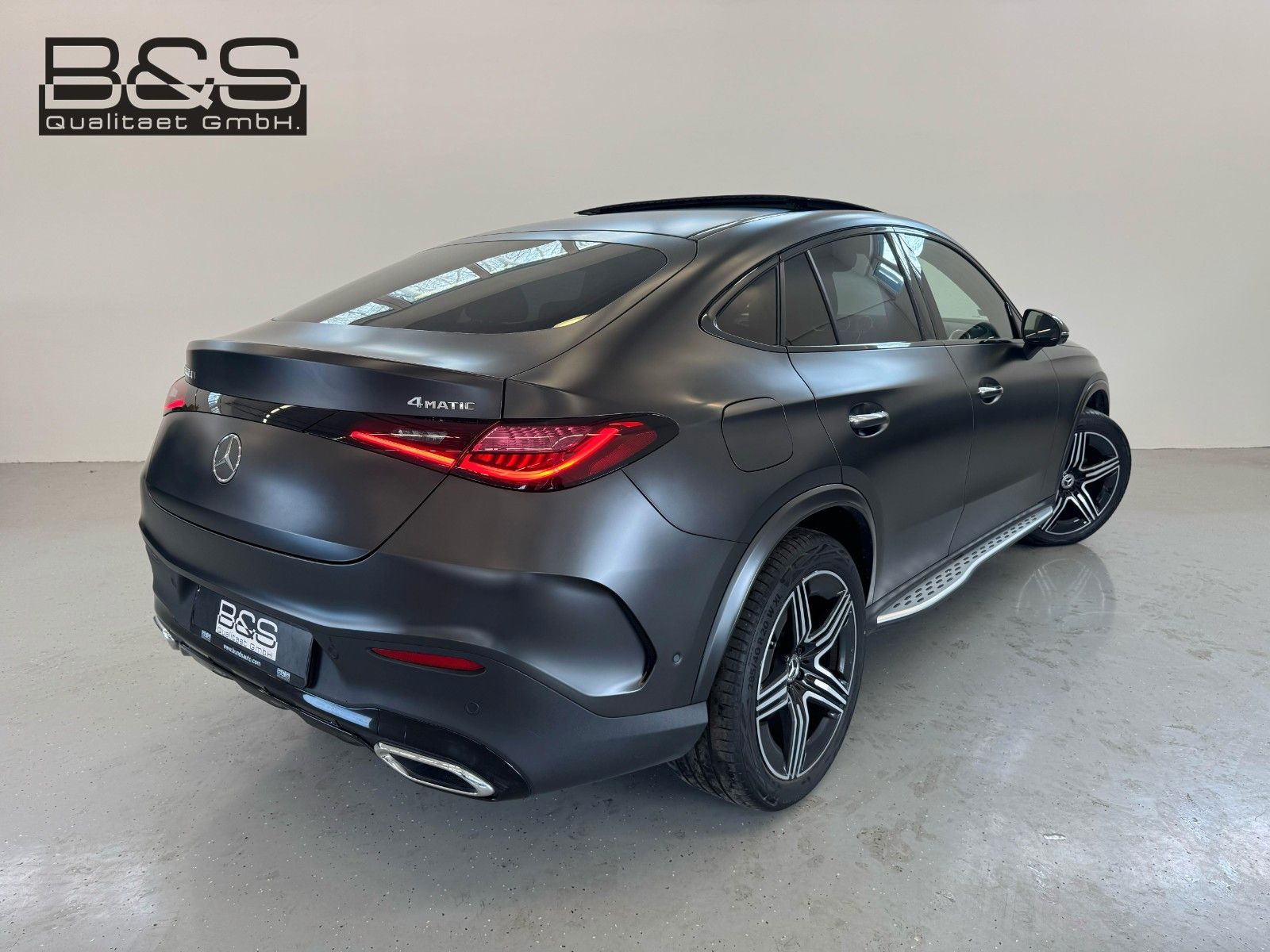 Fahrzeugabbildung Mercedes-Benz GLC 300d 4Matic Coupe AMG DISTR,HUD,PANO,BURM...