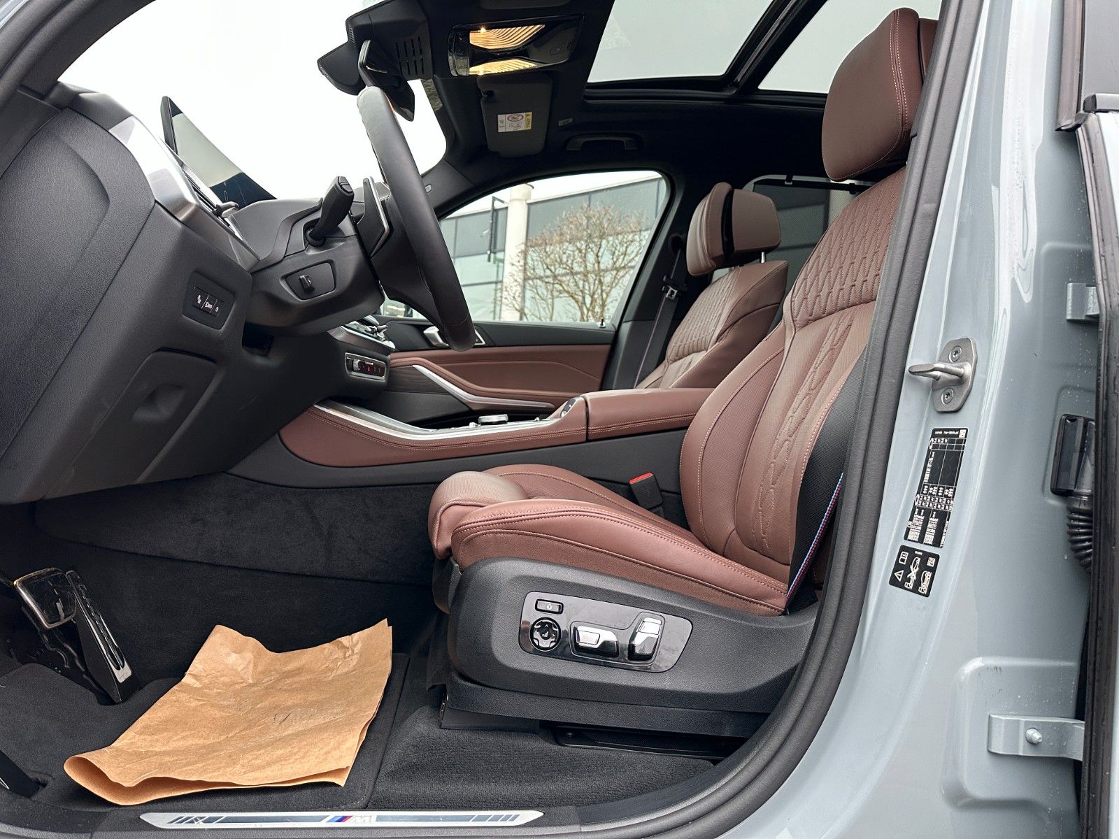 Fahrzeugabbildung BMW X5 30d xDrive ACC,HUD,PANO,HARMAN,LUFT,AHK,360,.