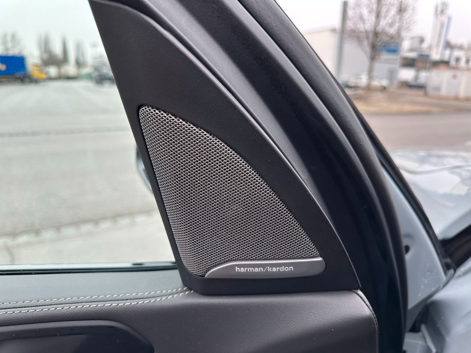 Fahrzeugabbildung BMW X5 30d xDrive ACC,HUD,PANO,HARMAN,LUFT,AHK,360,.